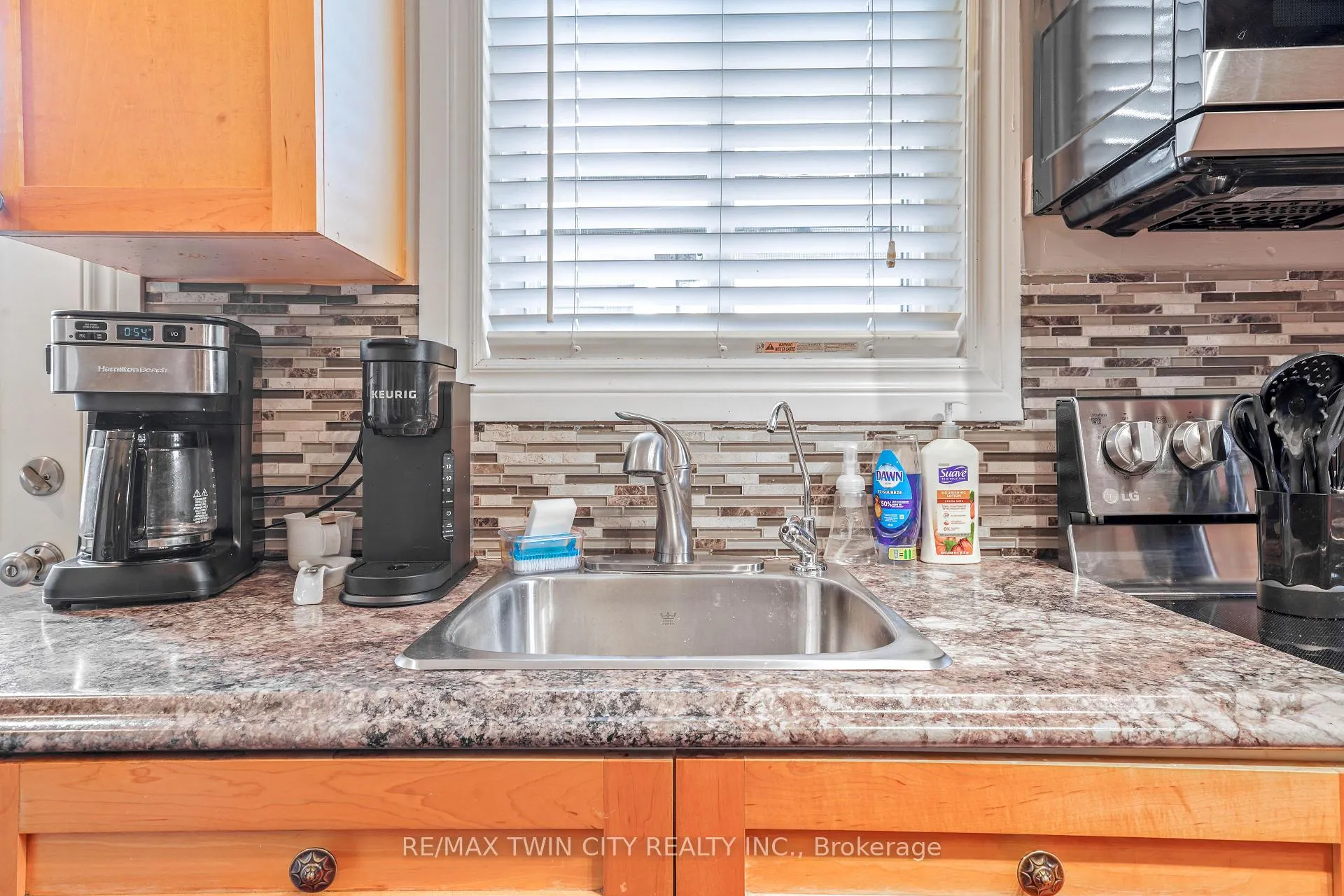 Photo 13 of 59 East Bend Avenue N, Hamilton, Crown Point — HOMEH