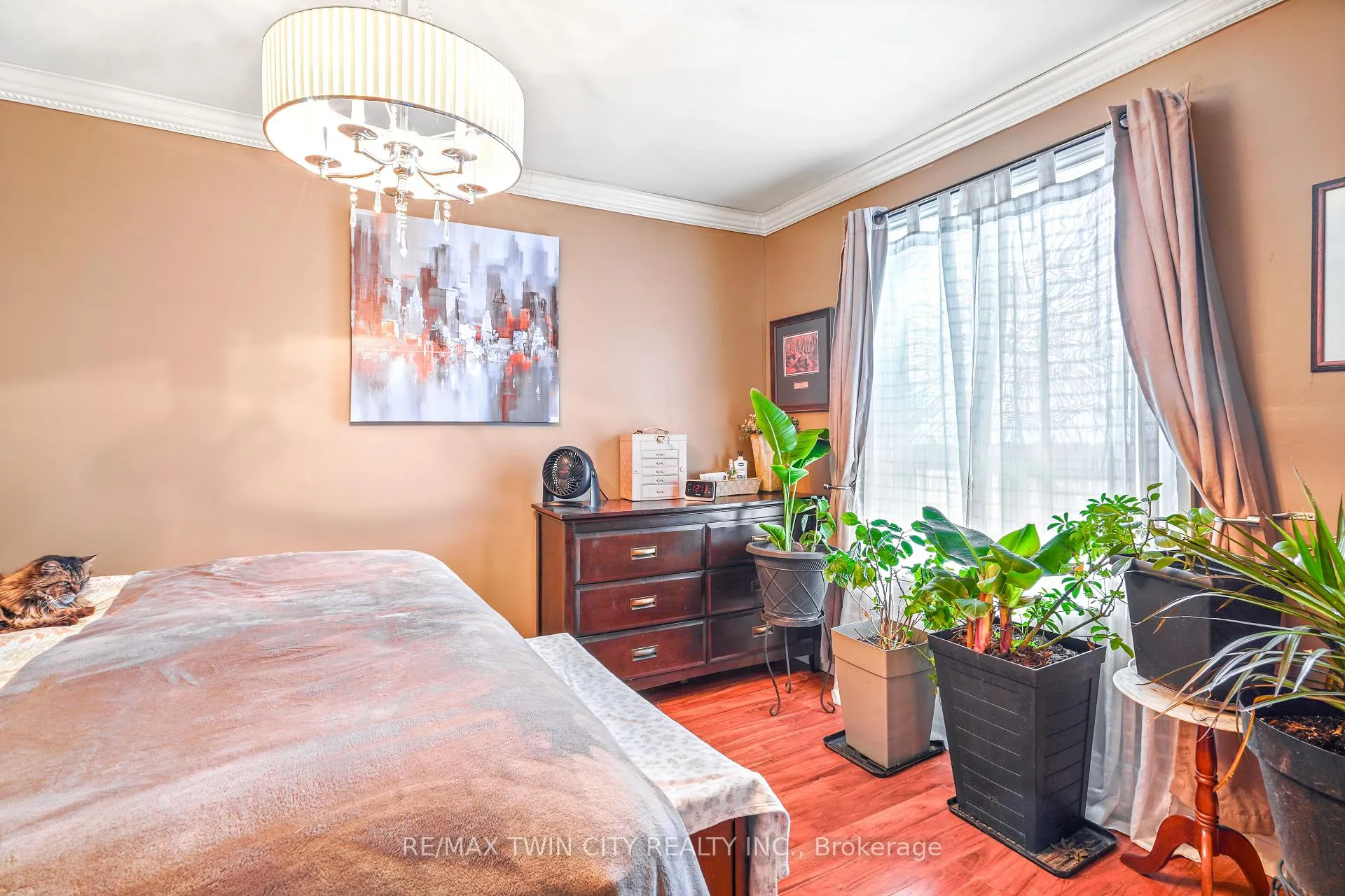 Photo 15 of 59 East Bend Avenue N, Hamilton, Crown Point — HOMEH