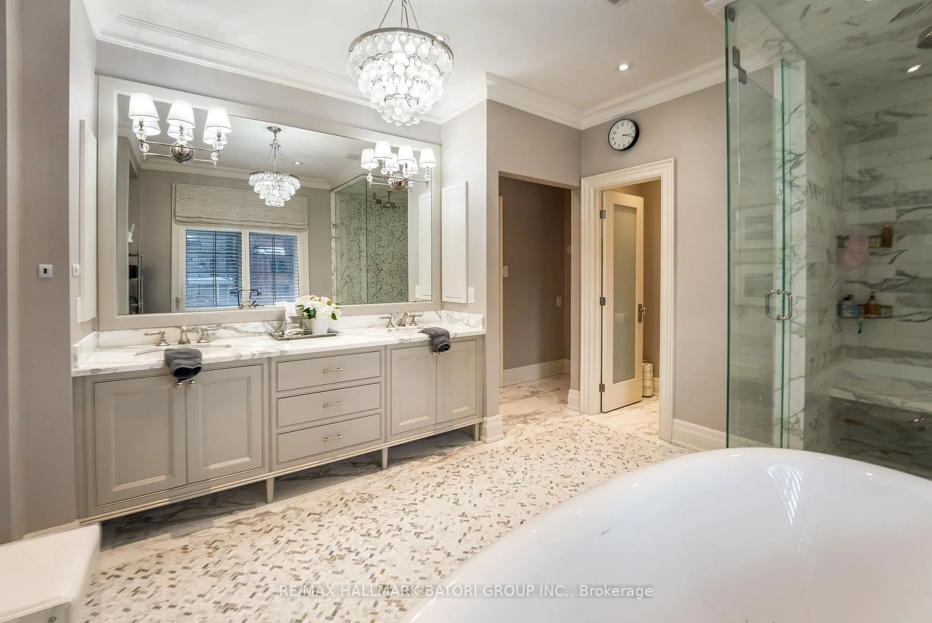 Photo 16 of 543 St Clements Avenue, Toronto, Forest Hill North — HOMEH