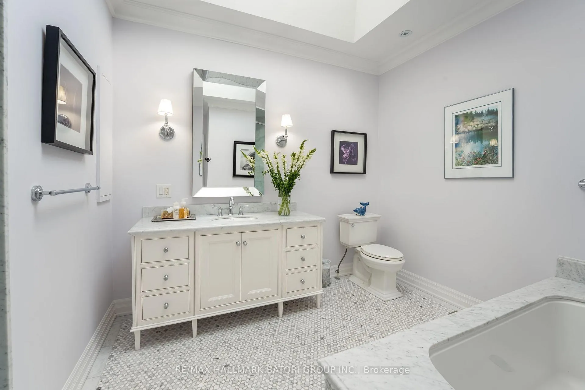 Photo 18 of 543 St Clements Avenue, Toronto, Forest Hill North — HOMEH