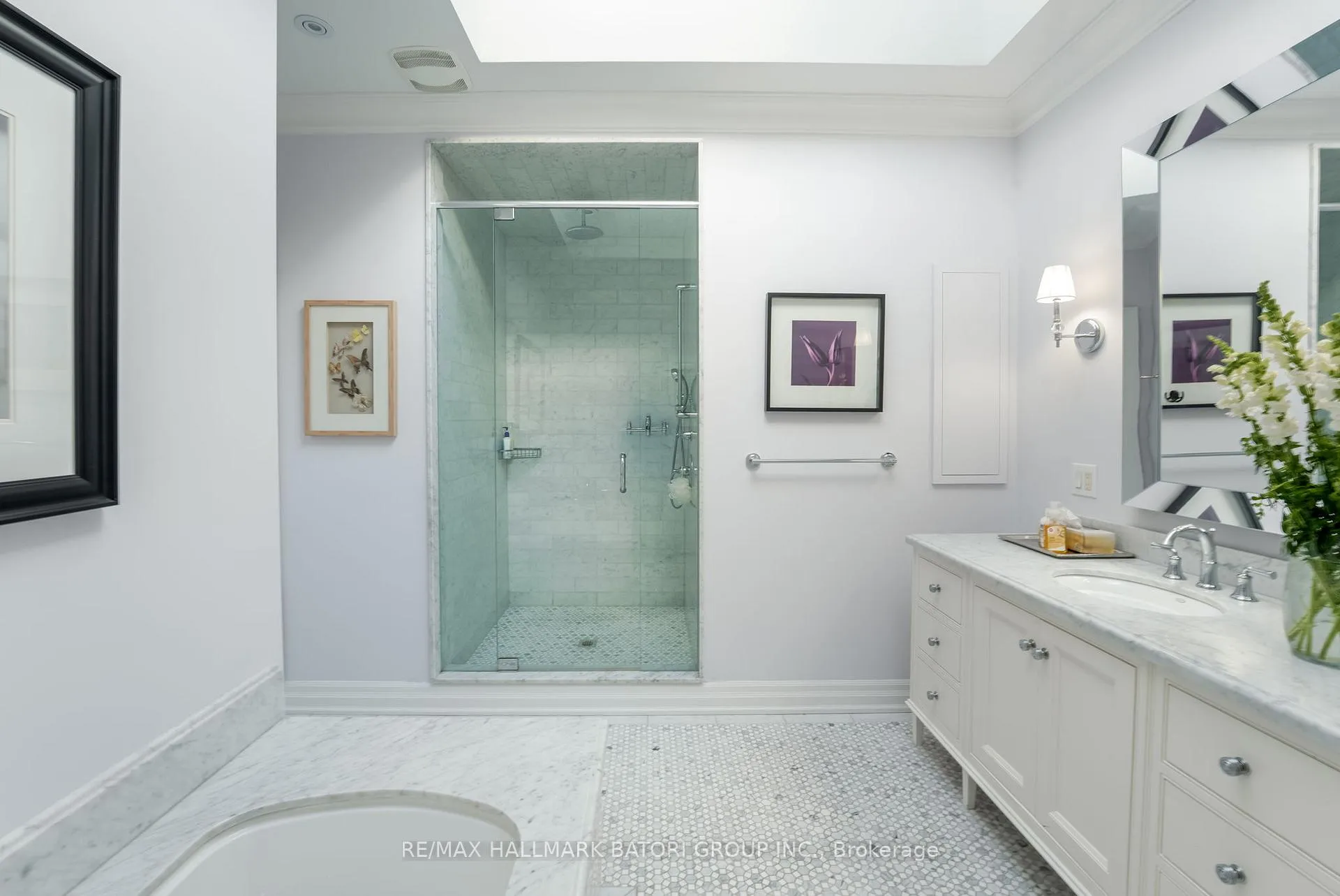 Photo 19 of 543 St Clements Avenue, Toronto, Forest Hill North — HOMEH