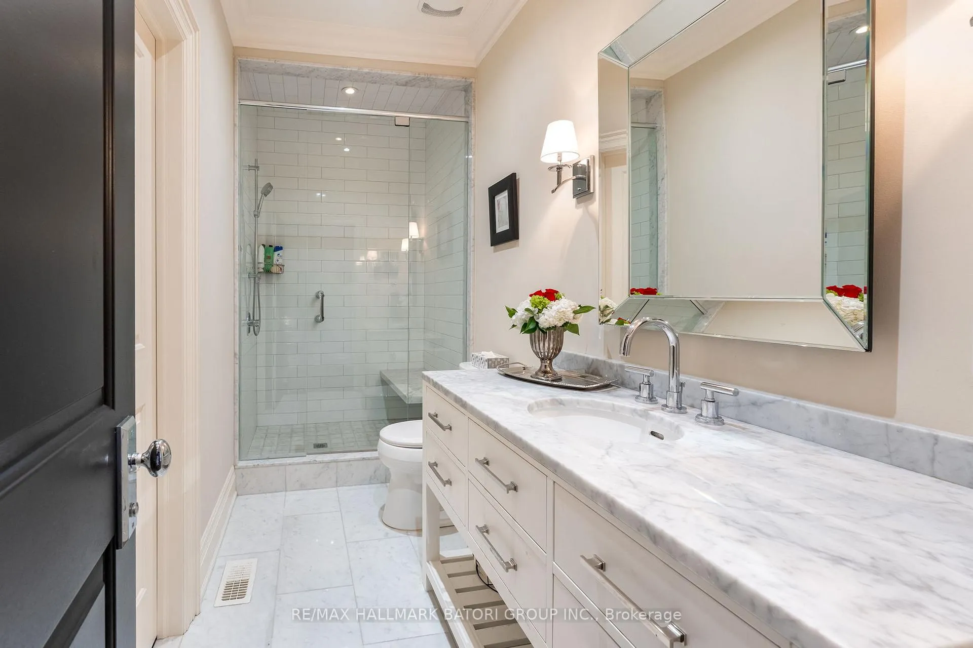 Photo 21 of 543 St Clements Avenue, Toronto, Forest Hill North — HOMEH