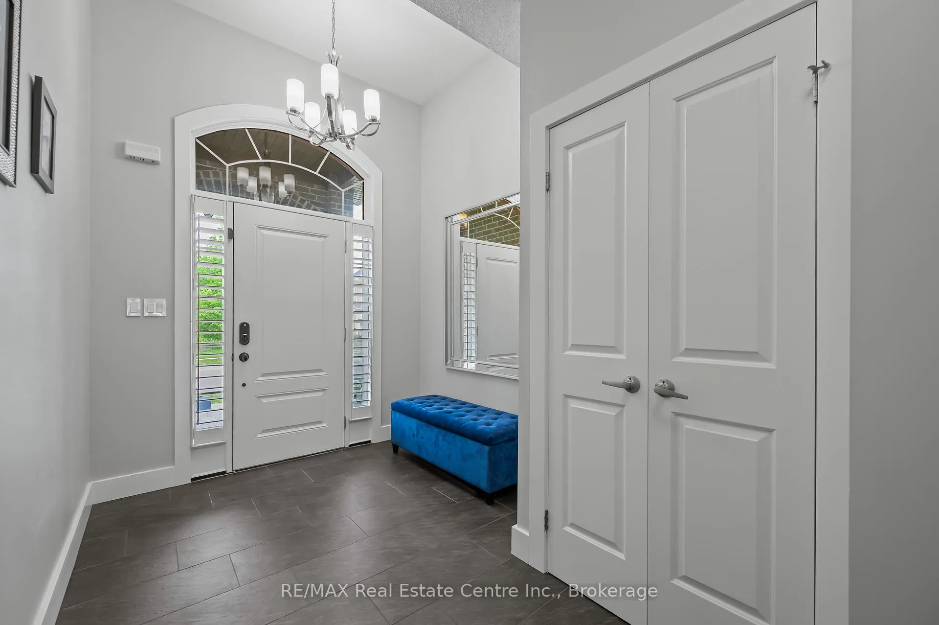 Photo 5 of 50 Eden Oak Trail, Kitchener — HOMEH