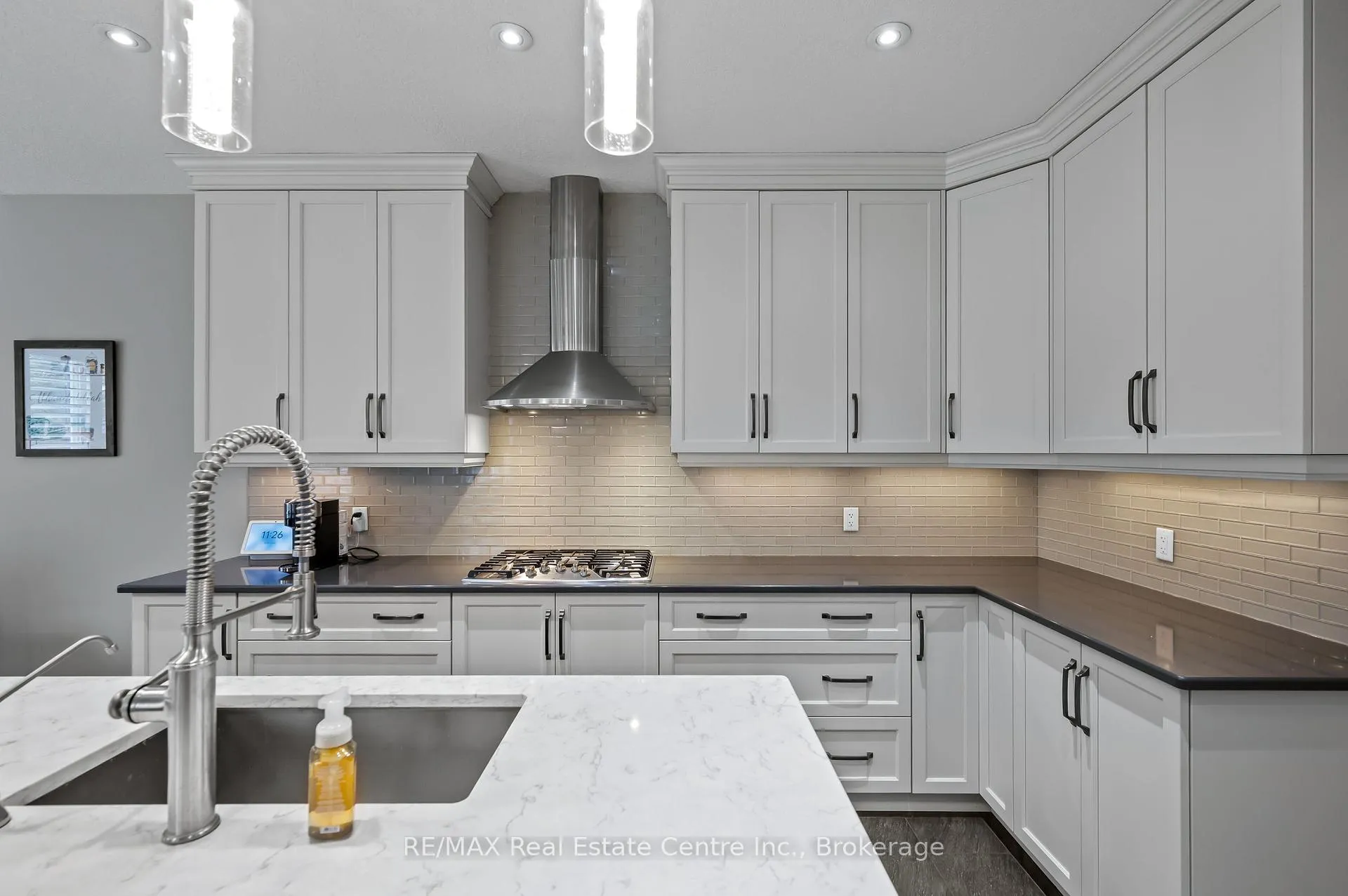 Photo 11 of 50 Eden Oak Trail, Kitchener — HOMEH