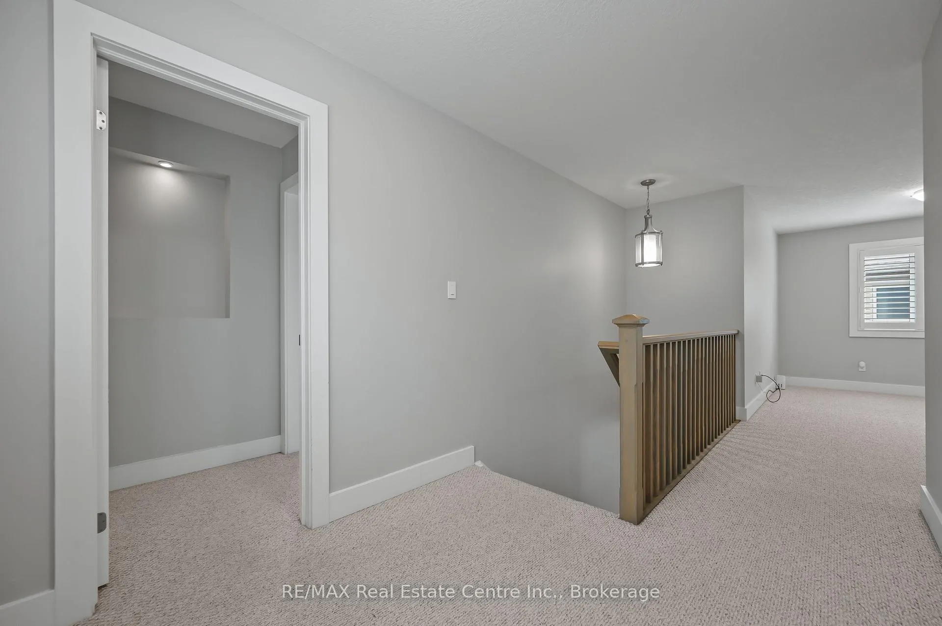 Photo 21 of 50 Eden Oak Trail, Kitchener — HOMEH