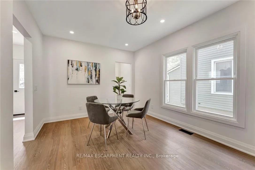 Photo 9 of 430 Alder Street E, Haldimand, Dunnville — HOMEH