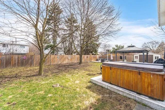Photo 33 of 4 Pacer Court, Brampton, Brampton South — HOMEH