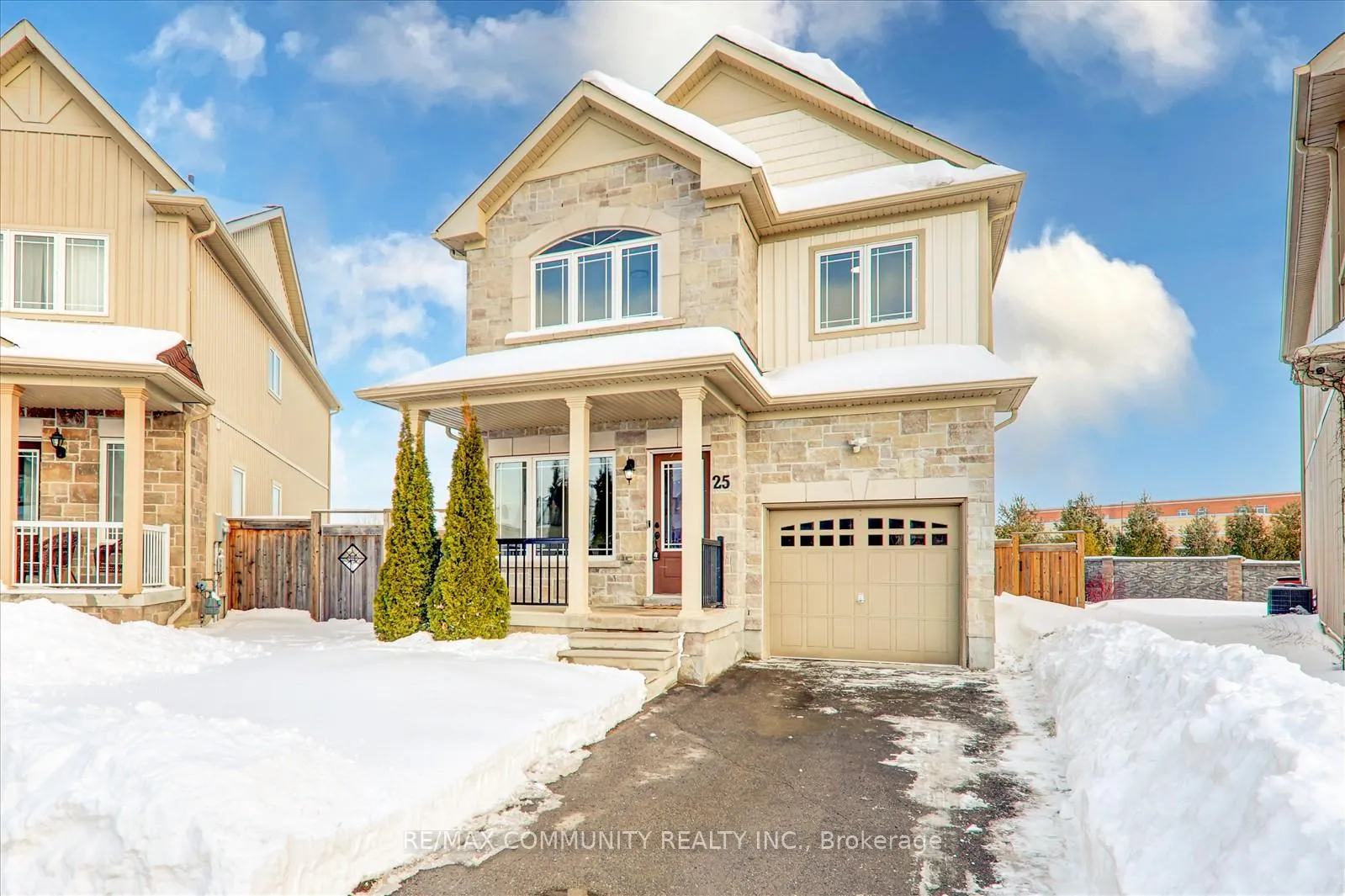 Photo 2 of 25 Mantz Crescent, Whitby, Taunton North — HOMEH