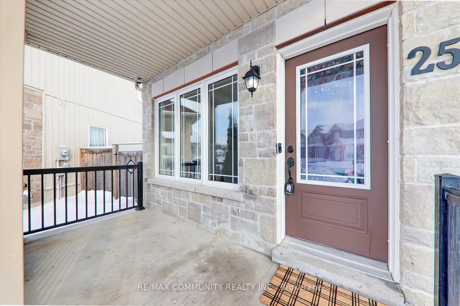 Photo 4 of 25 Mantz Crescent, Whitby, Taunton North — HOMEH