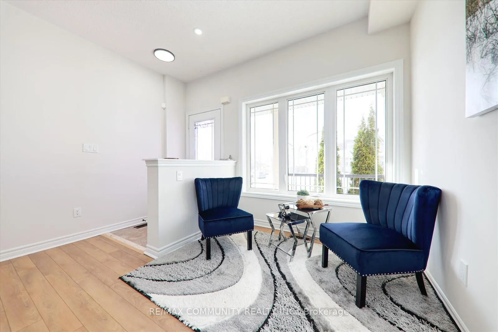 Photo 7 of 25 Mantz Crescent, Whitby, Taunton North — HOMEH