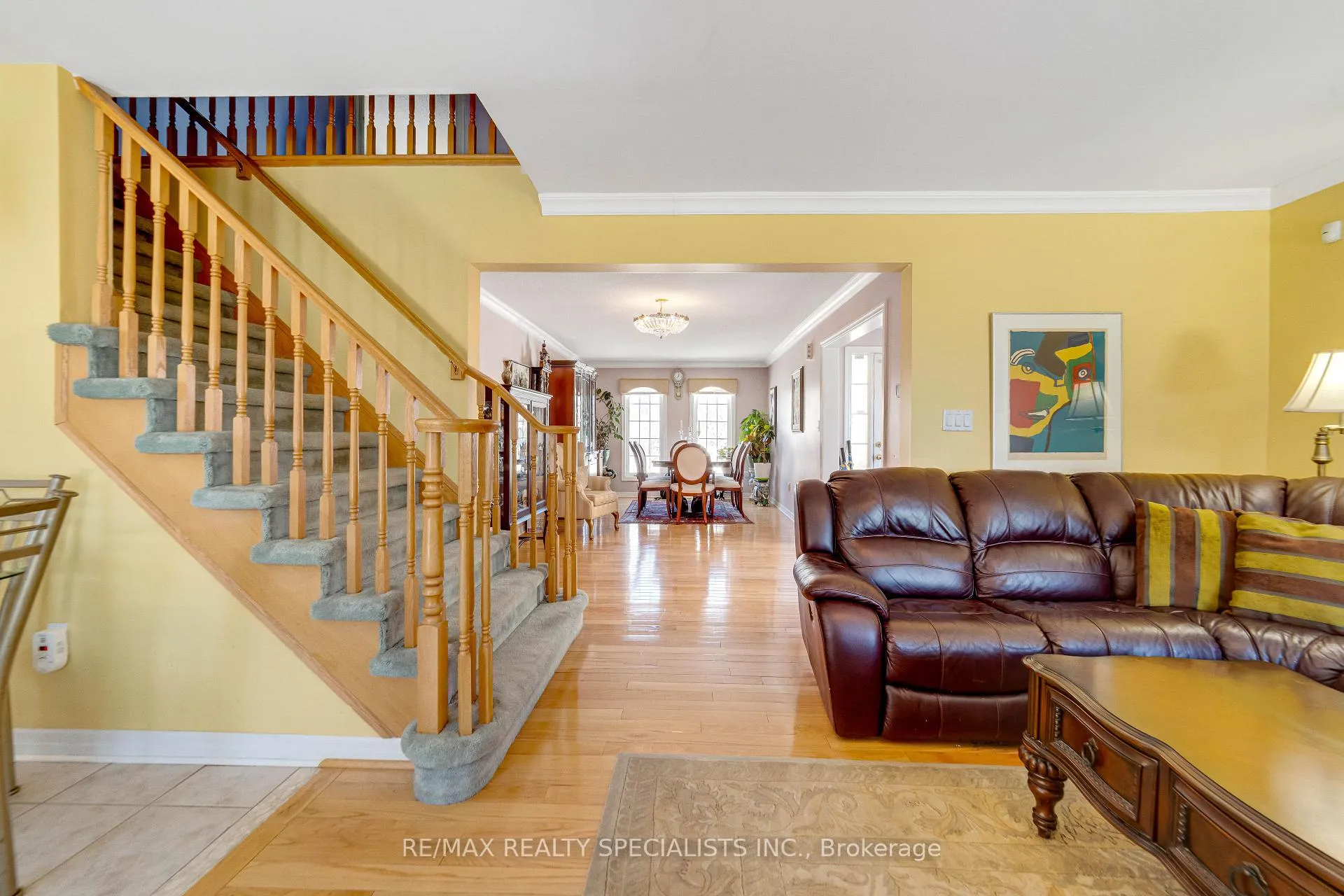 Photo 10 of 18 Sherbo Crescent, Brampton, Fletcher's Meadow — HOMEH