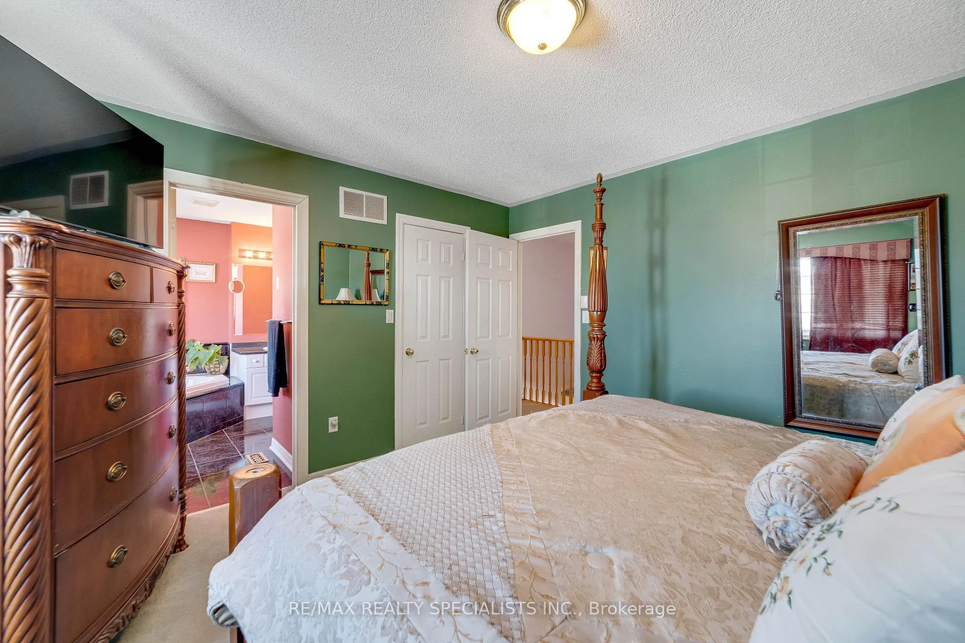 Photo 20 of 18 Sherbo Crescent, Brampton, Fletcher's Meadow — HOMEH