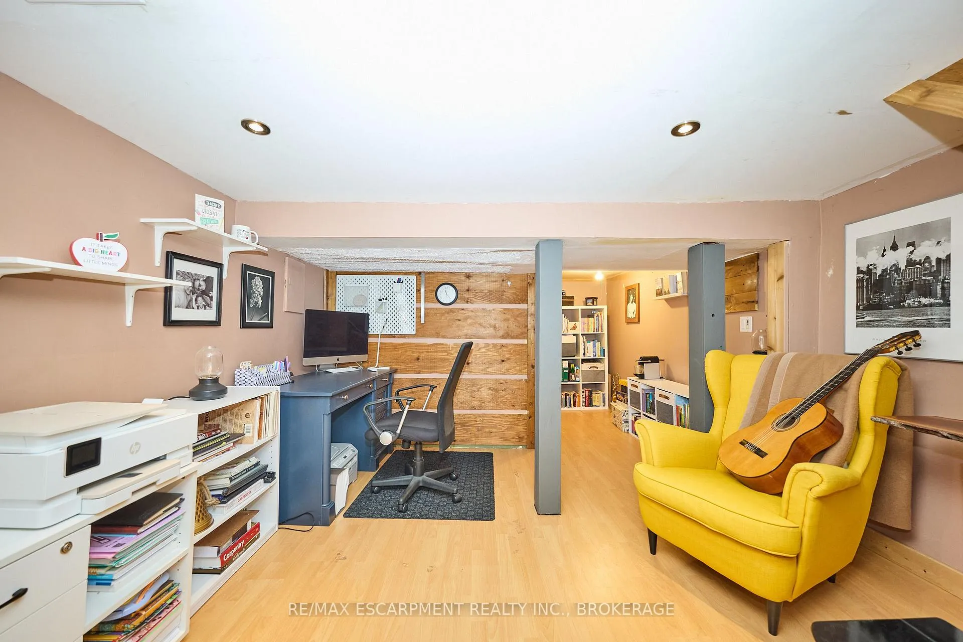 Photo 16 of 47 Lowell Avenue, St. Catharines, Downtown — HOMEH