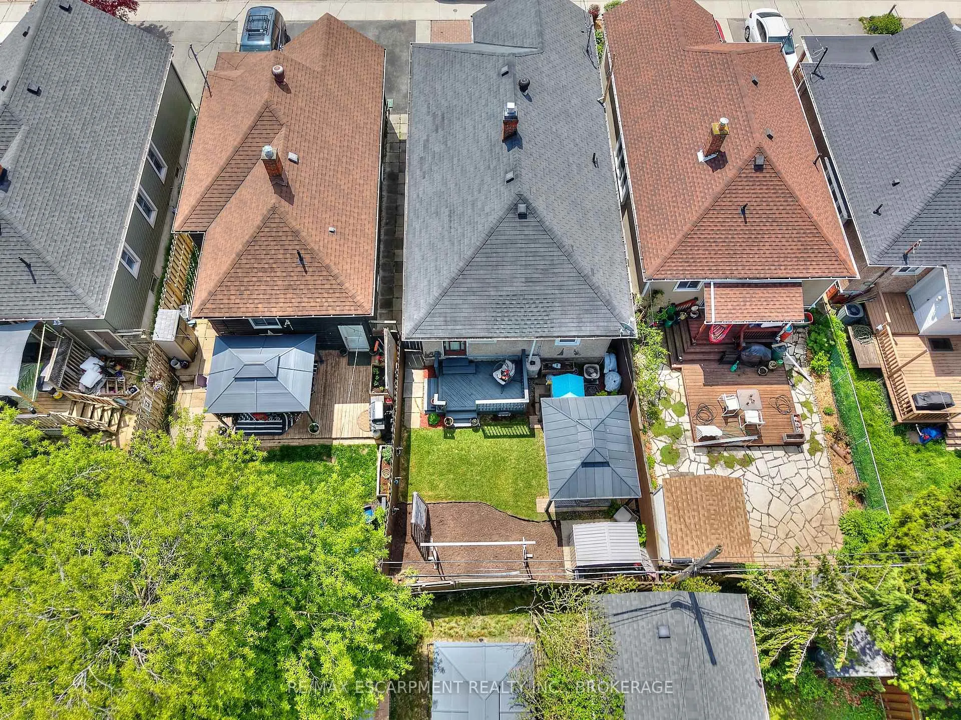Photo 27 of 47 Lowell Avenue, St. Catharines, Downtown — HOMEH