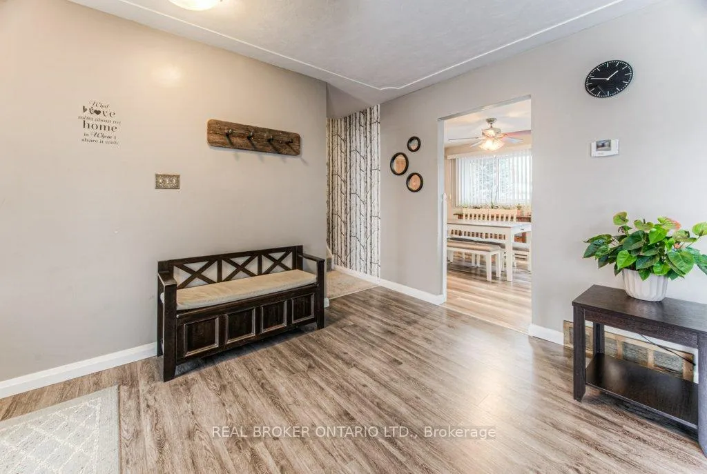 Photo 9 of 12 Snyder Avenue N, Woolwich — HOMEH