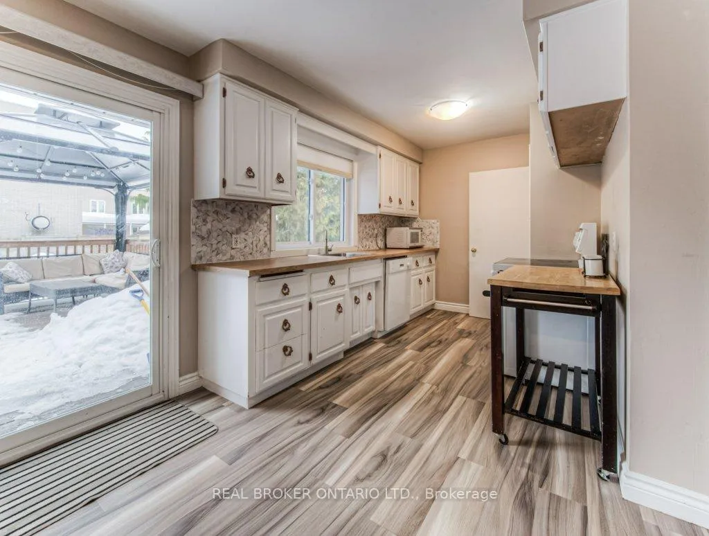 Photo 11 of 12 Snyder Avenue N, Woolwich — HOMEH
