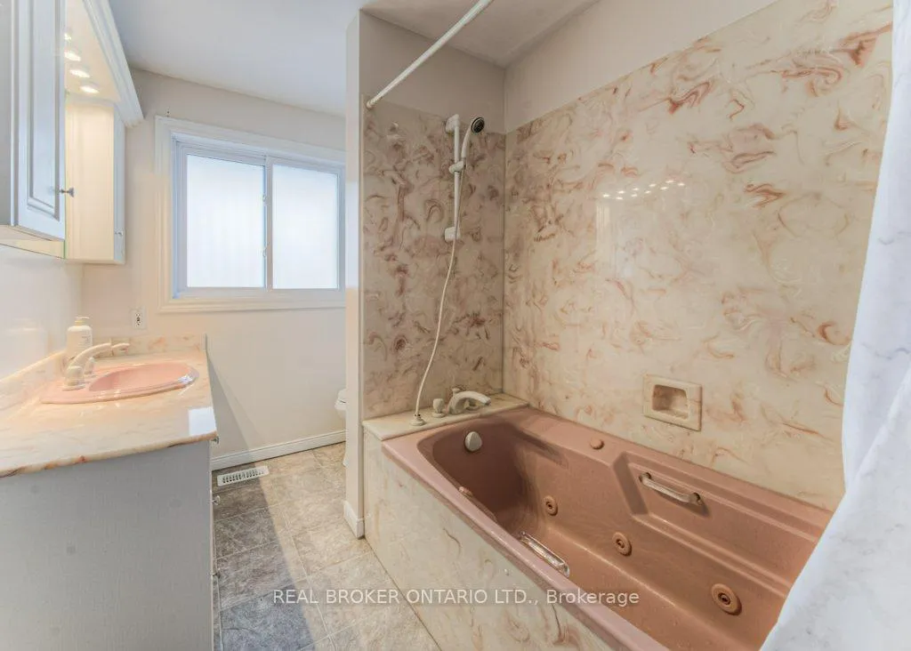 Photo 19 of 12 Snyder Avenue N, Woolwich — HOMEH