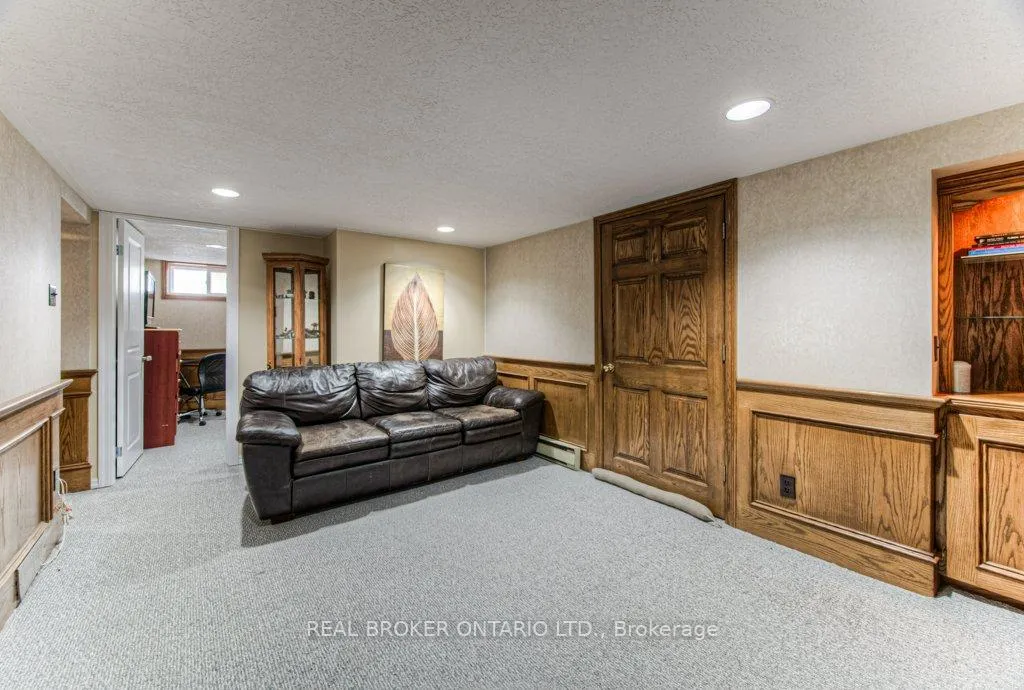 Photo 22 of 12 Snyder Avenue N, Woolwich — HOMEH
