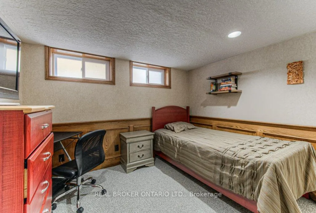 Photo 25 of 12 Snyder Avenue N, Woolwich — HOMEH