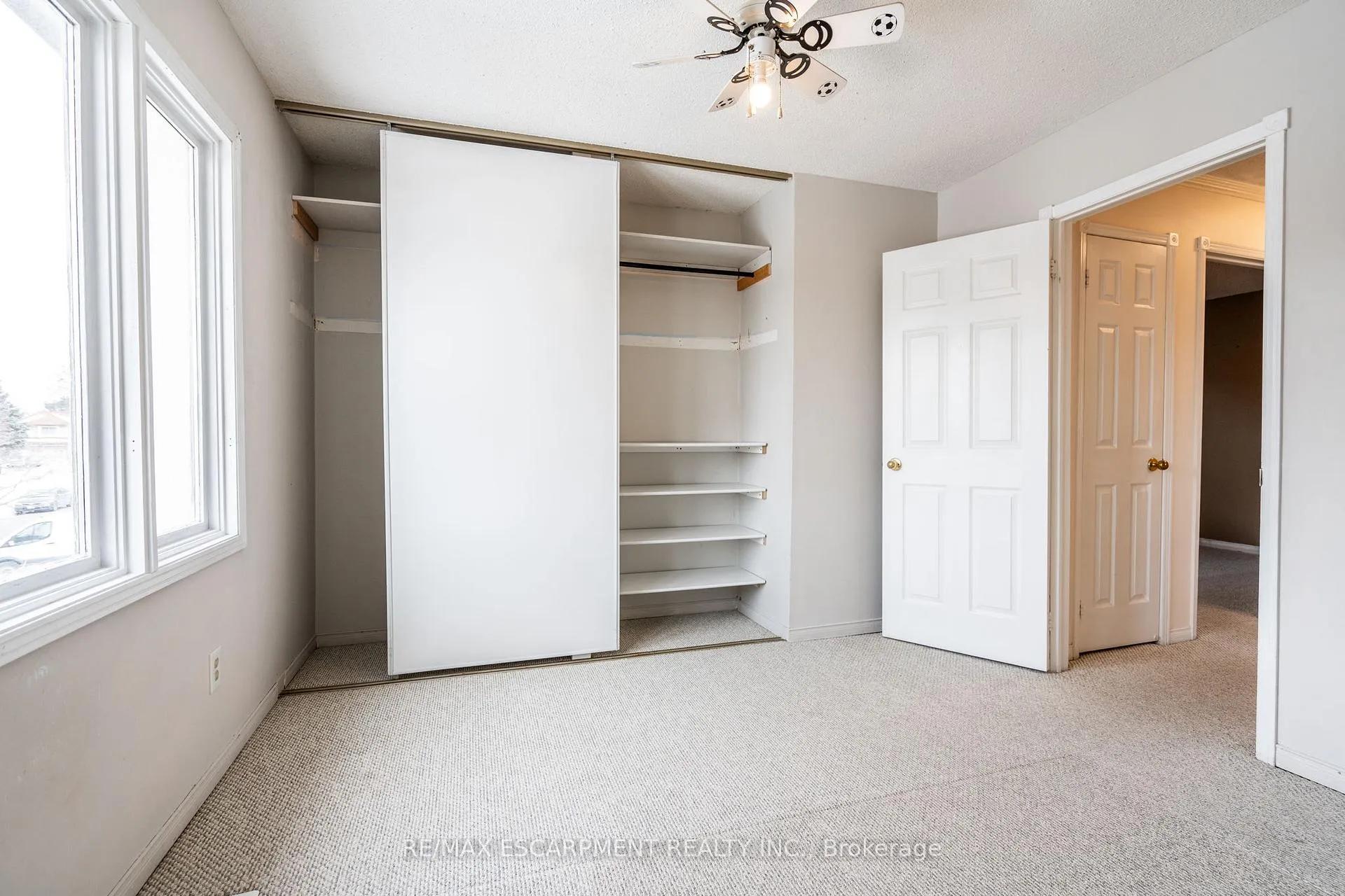 Photo 26 of 104 Lord Simcoe Drive, Brampton, Westgate — HOMEH