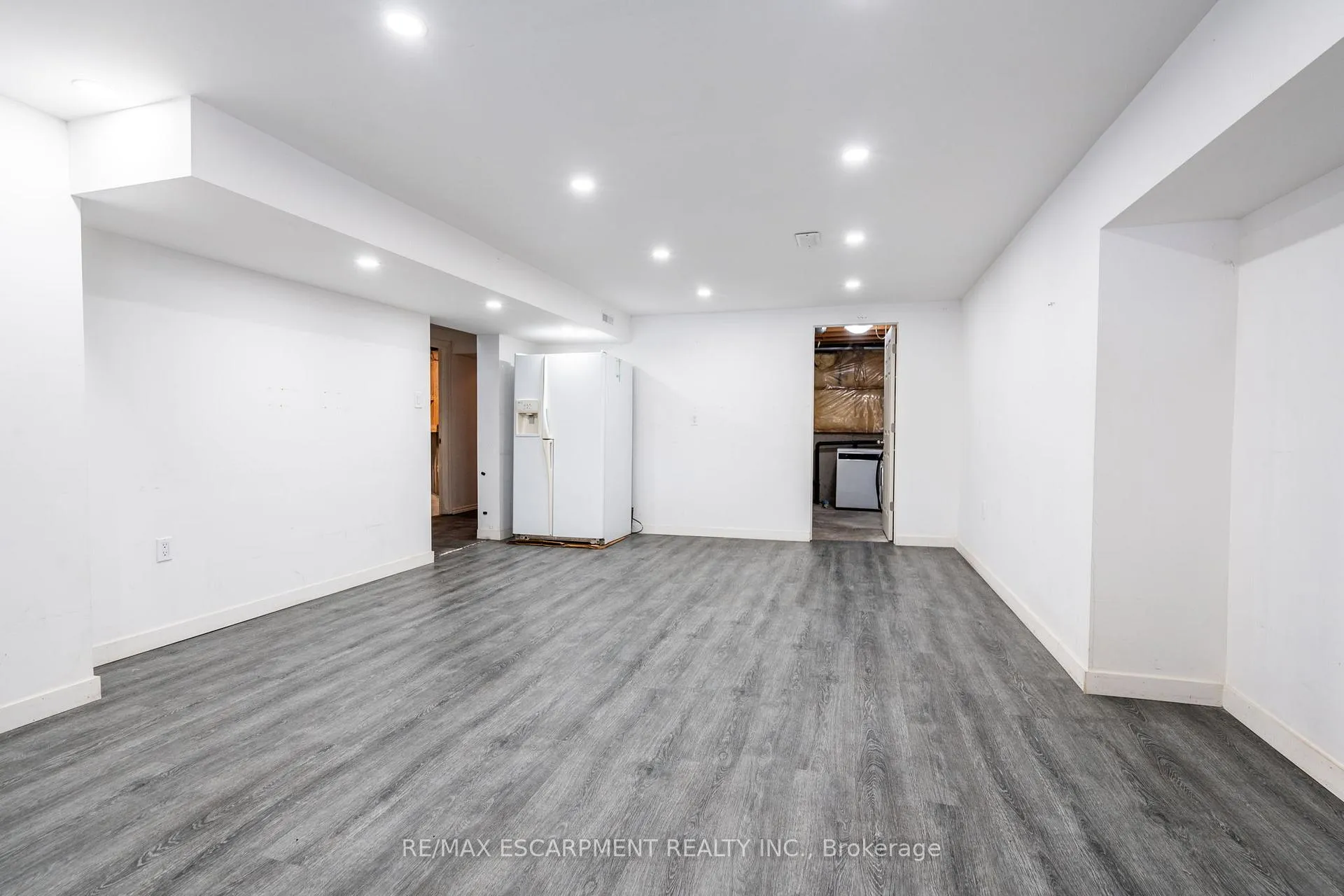 Photo 31 of 104 Lord Simcoe Drive, Brampton, Westgate — HOMEH