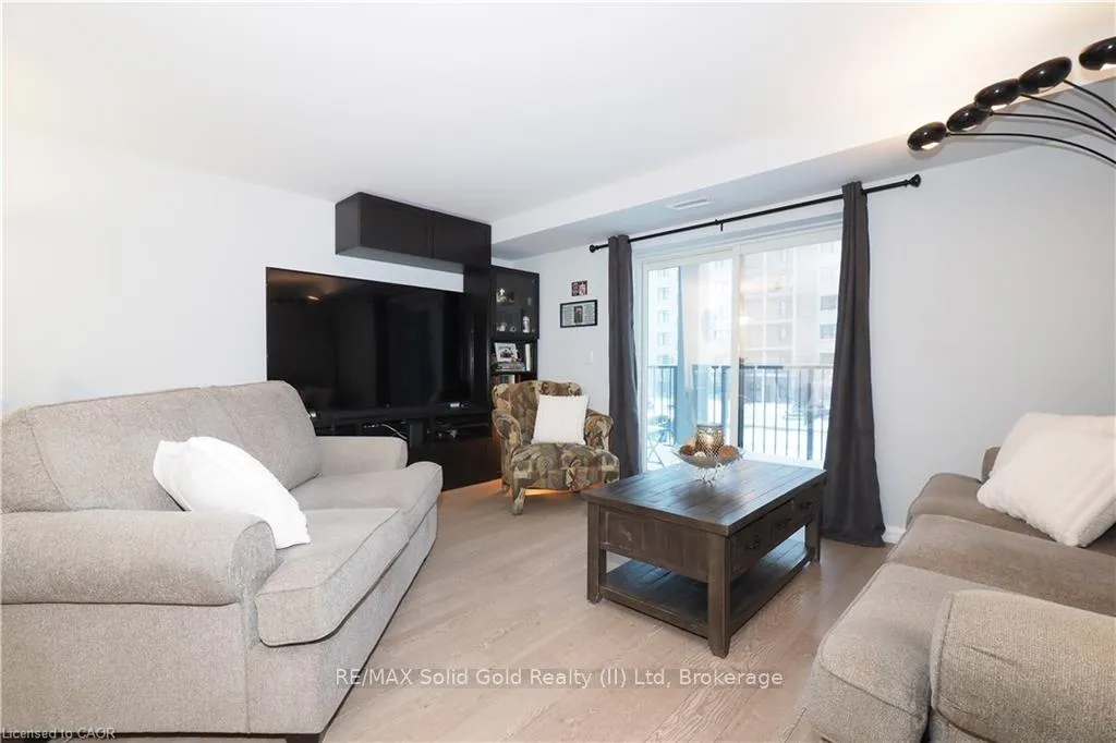 Photo 9 of Unit 305, 778 Laurelwood Drive, Waterloo — HOMEH