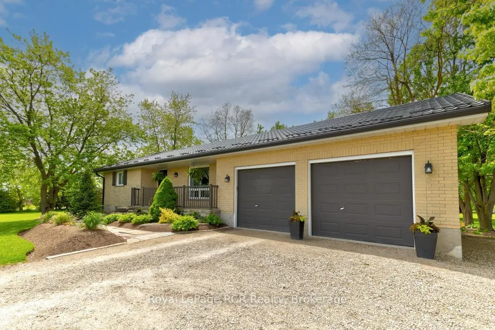 Photo 4 of 8008 Wellington Road 7, Mapleton, Rural Mapleton — HOMEH