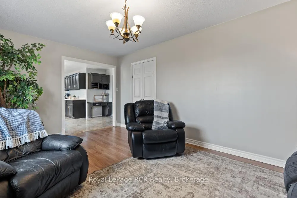 Photo 20 of 8008 Wellington Road 7, Mapleton, Rural Mapleton — HOMEH