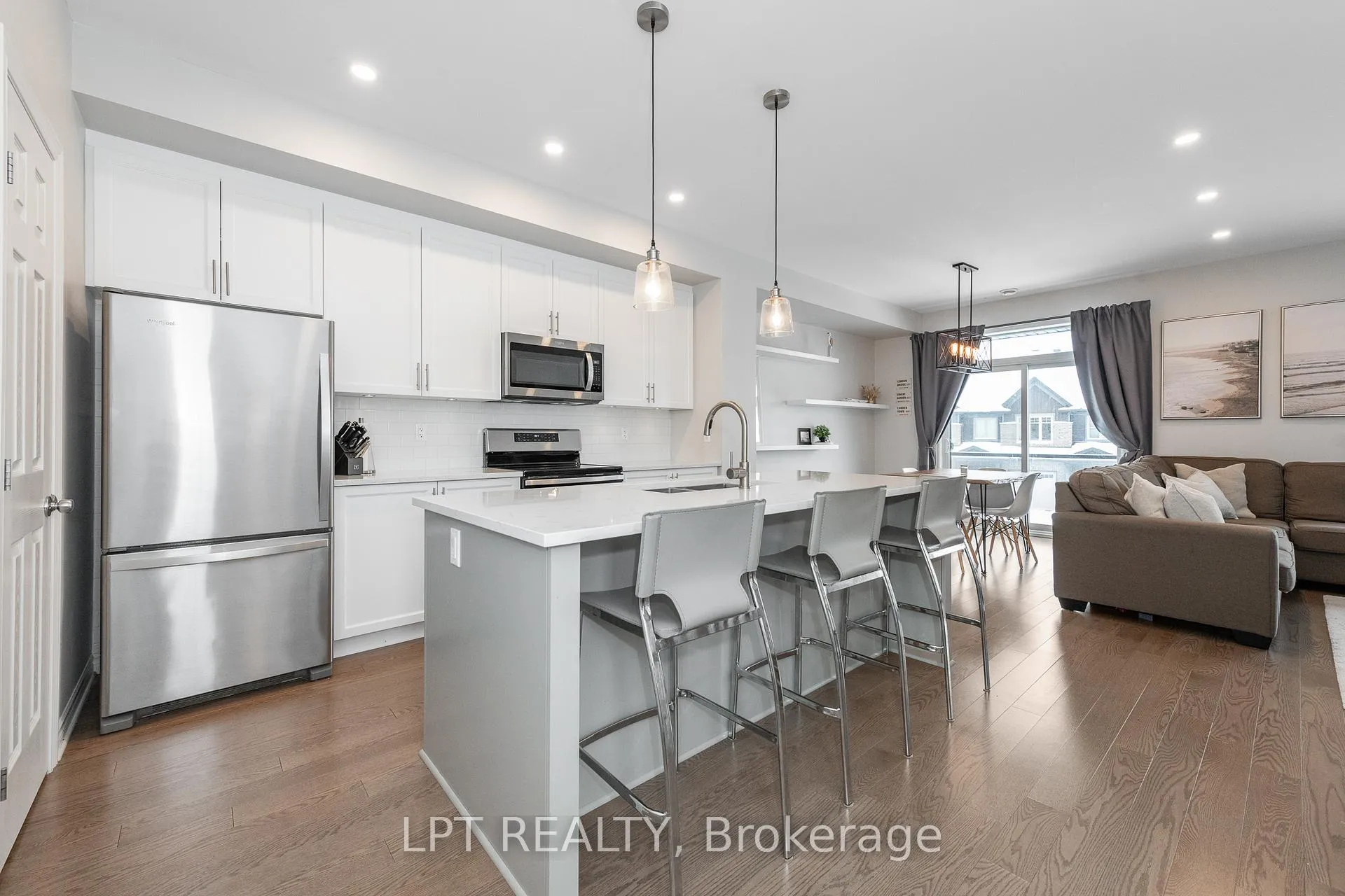 Photo 8 of 202 Hawkmere Way, Ottawa, Blossom Park/Kemp Park/Findlay Creek — HOMEH