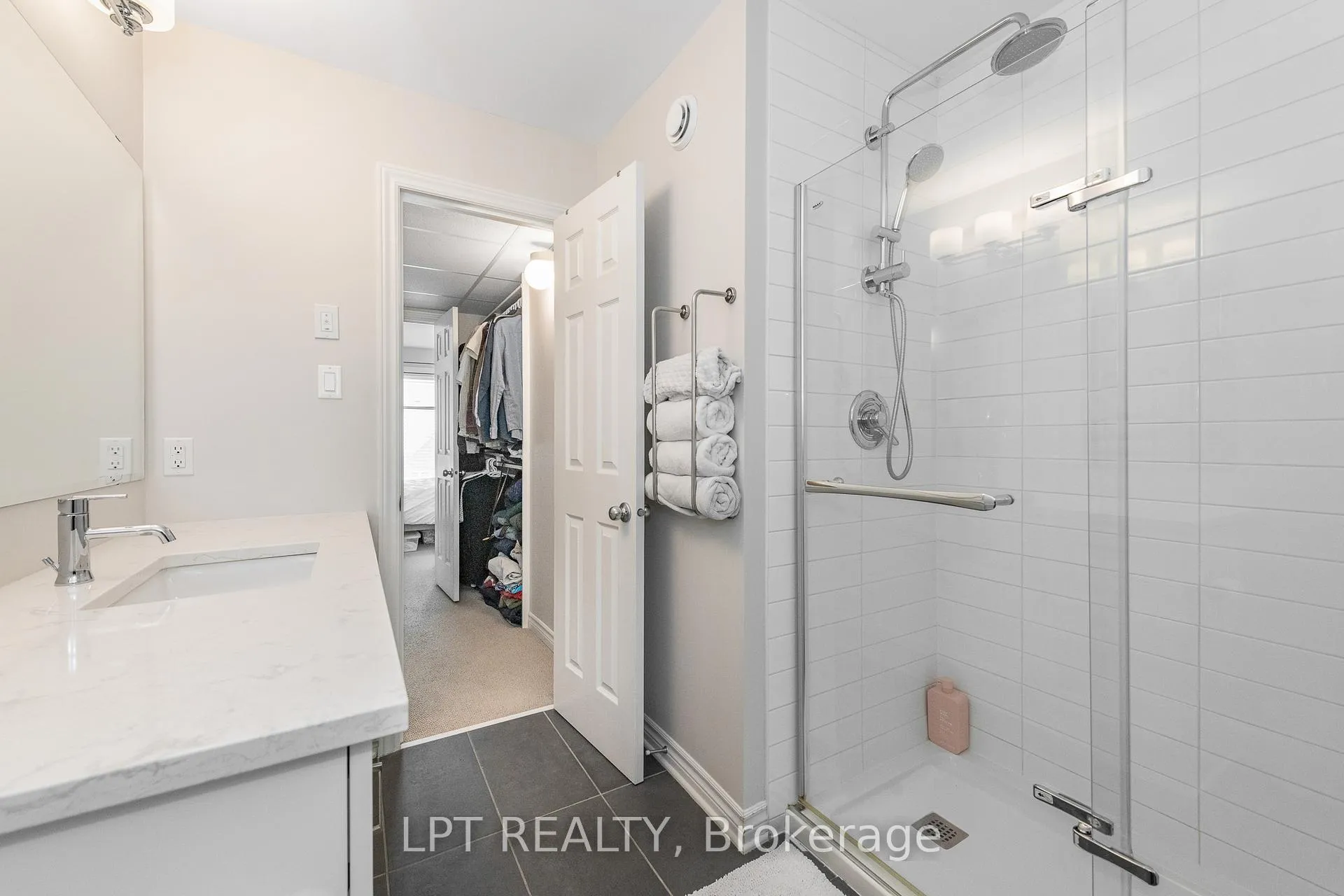 Photo 24 of 202 Hawkmere Way, Ottawa, Blossom Park/Kemp Park/Findlay Creek — HOMEH