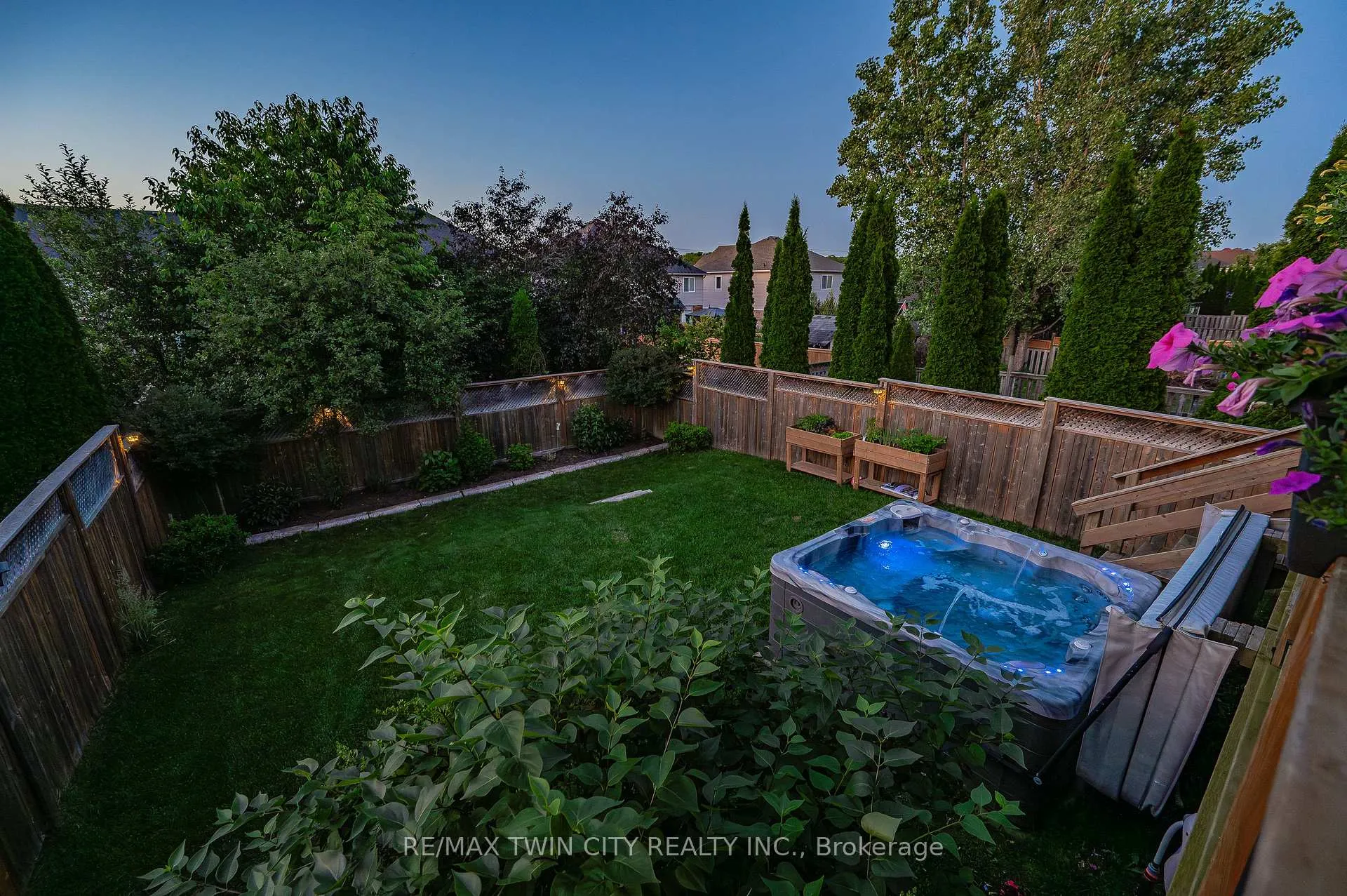 Photo 45 of 68 Steepleridge Street, Kitchener — HOMEH