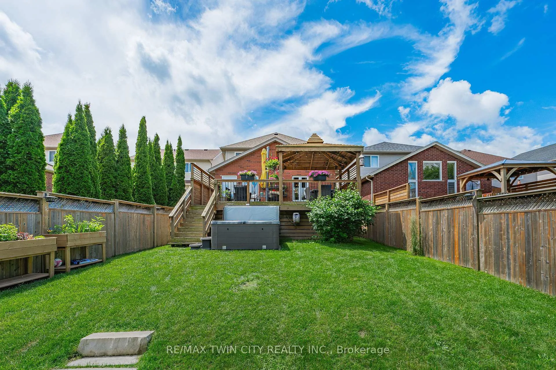 Photo 48 of 68 Steepleridge Street, Kitchener — HOMEH