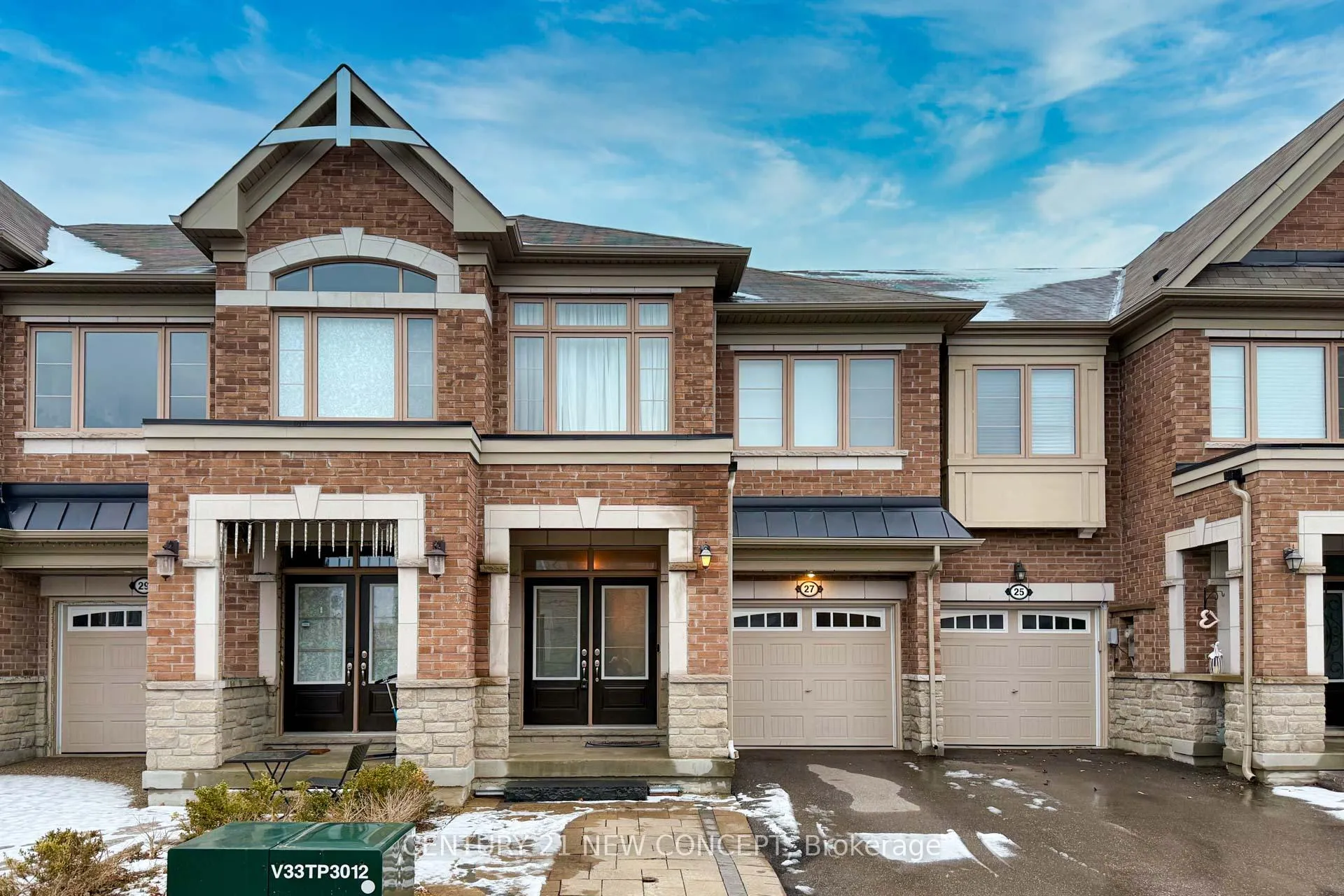 Photo 1 of 27 Vedette Way, Vaughan, Vellore Village — HOMEH