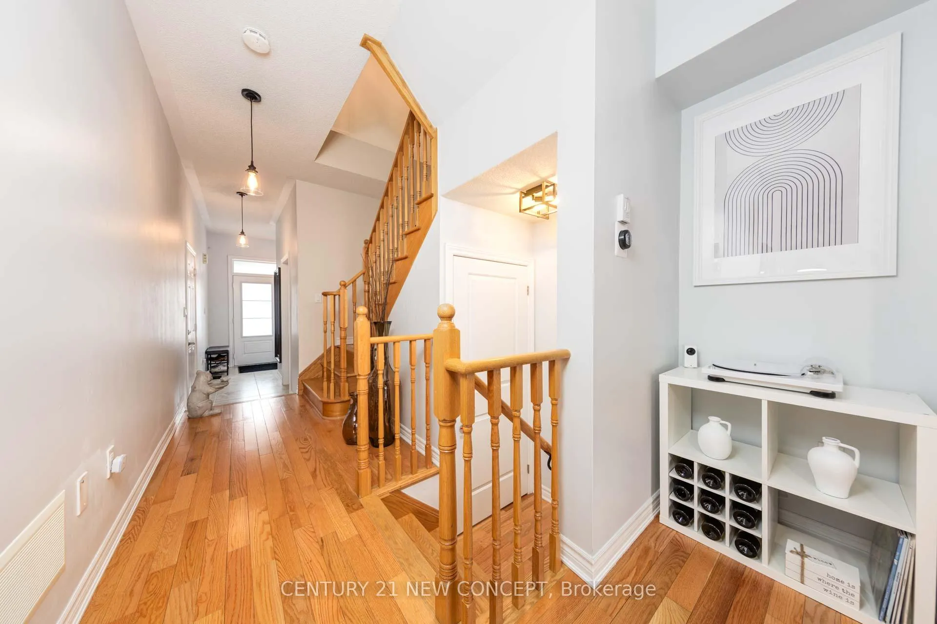 Photo 6 of 27 Vedette Way, Vaughan, Vellore Village — HOMEH