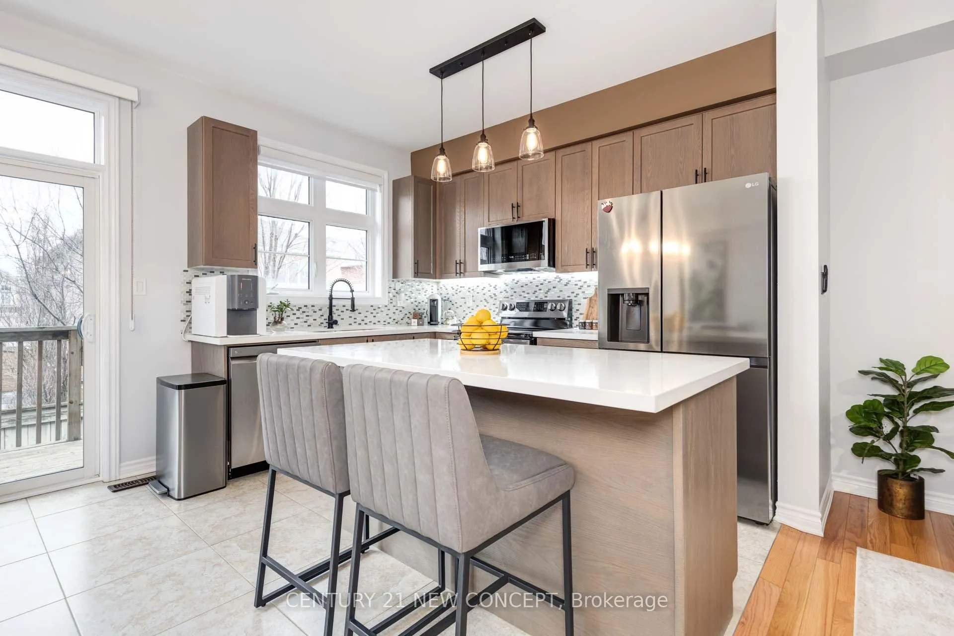 Photo 15 of 27 Vedette Way, Vaughan, Vellore Village — HOMEH