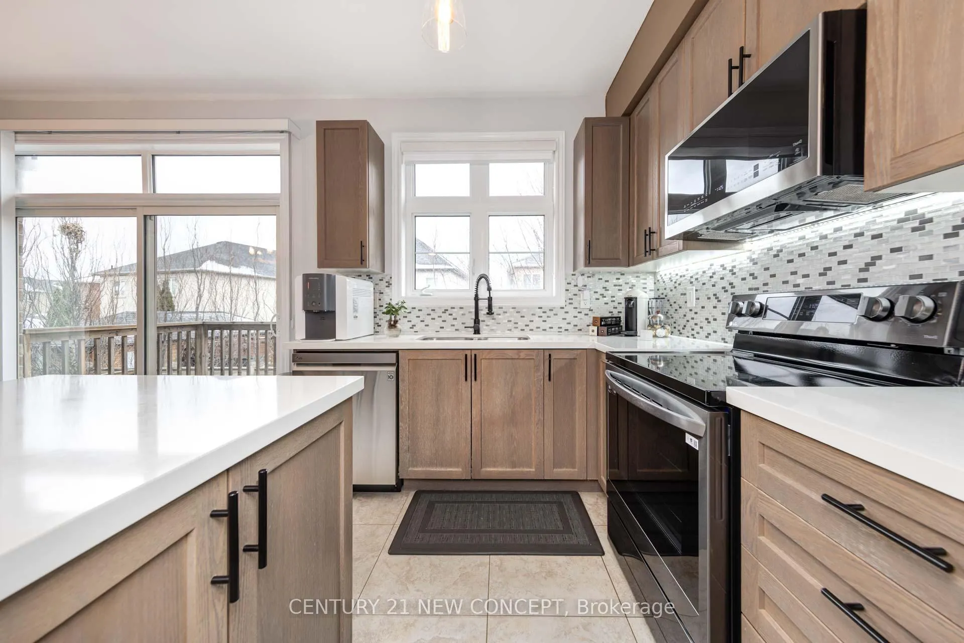 Photo 20 of 27 Vedette Way, Vaughan, Vellore Village — HOMEH