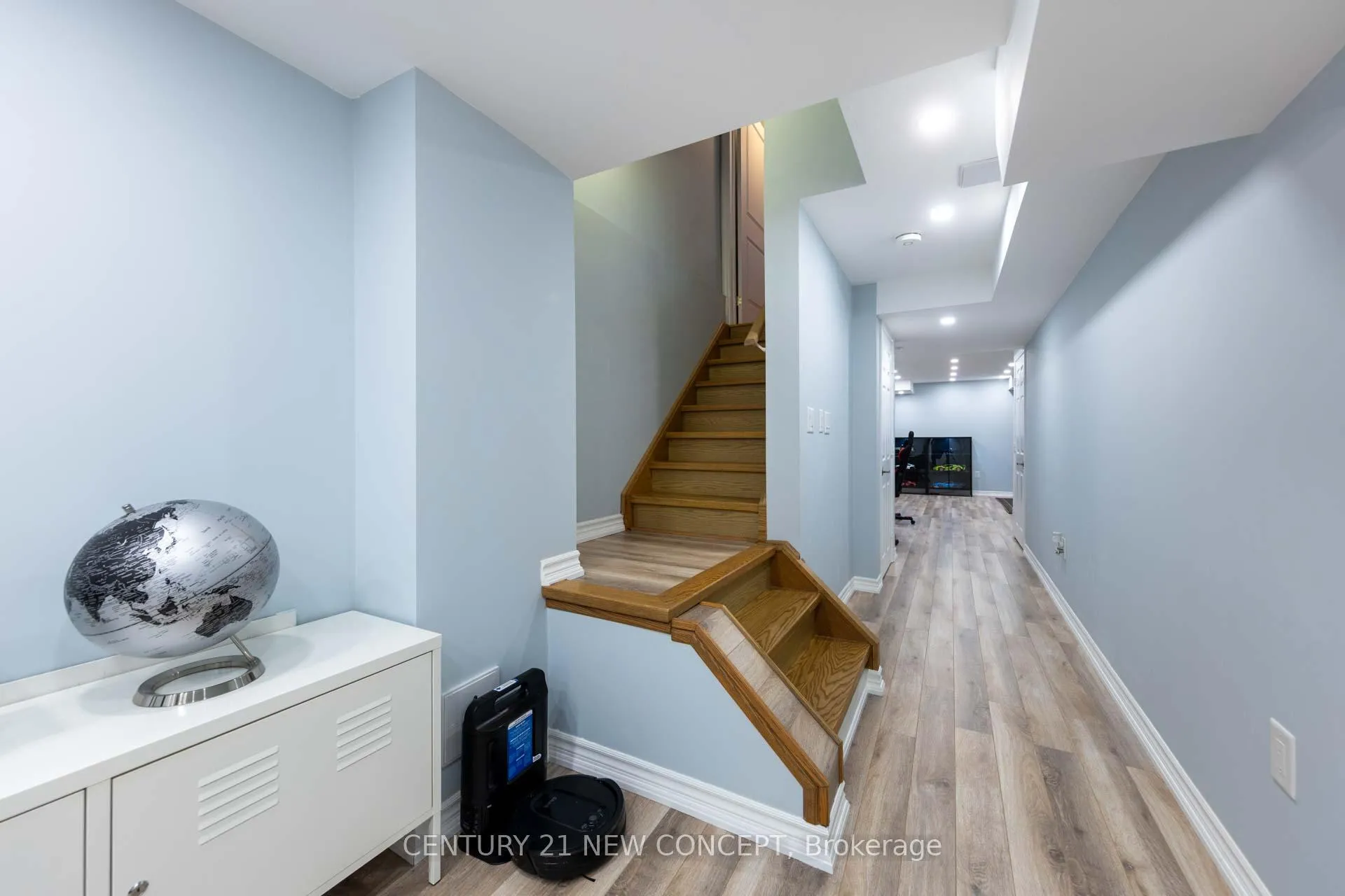 Photo 39 of 27 Vedette Way, Vaughan, Vellore Village — HOMEH