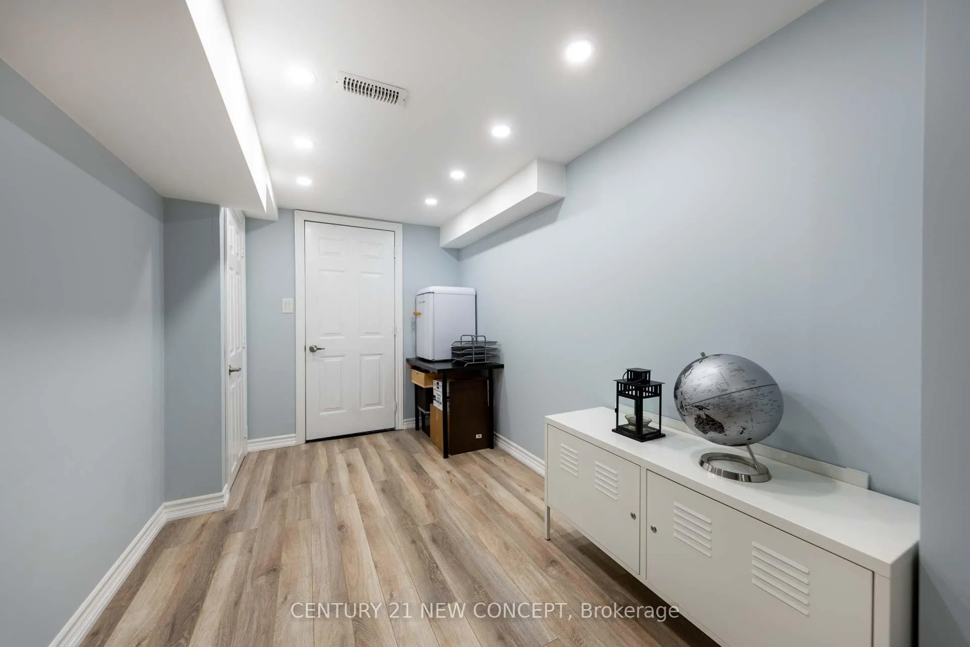 Photo 40 of 27 Vedette Way, Vaughan, Vellore Village — HOMEH
