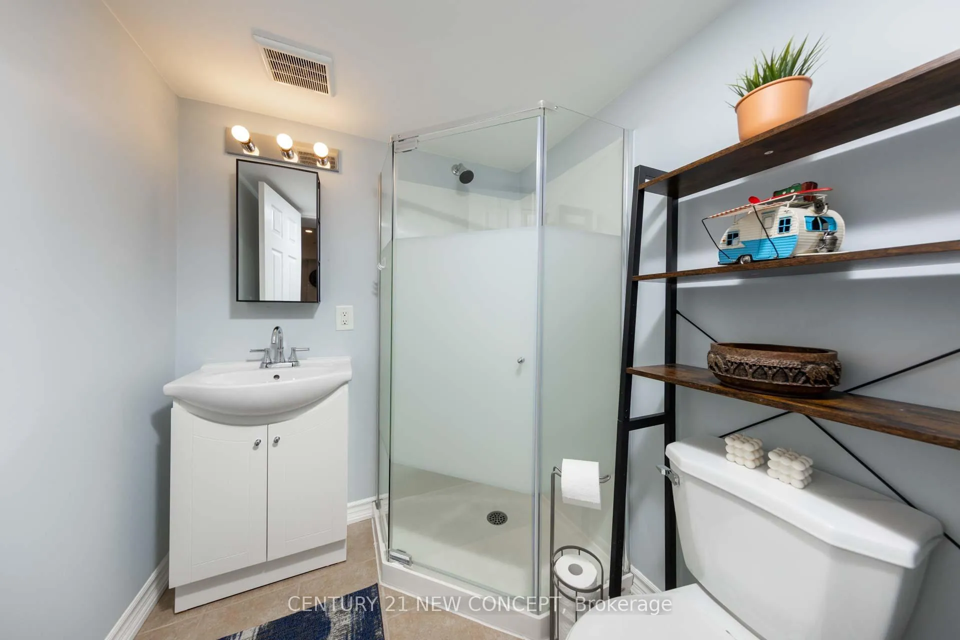 Photo 46 of 27 Vedette Way, Vaughan, Vellore Village — HOMEH