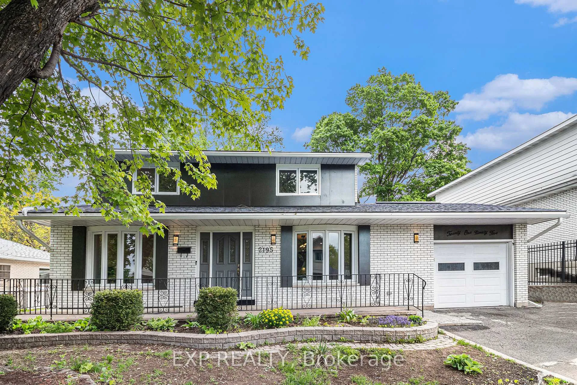 Photo 2 of 2195 Niagara Drive, Ottawa, Applewood Acres — HOMEH