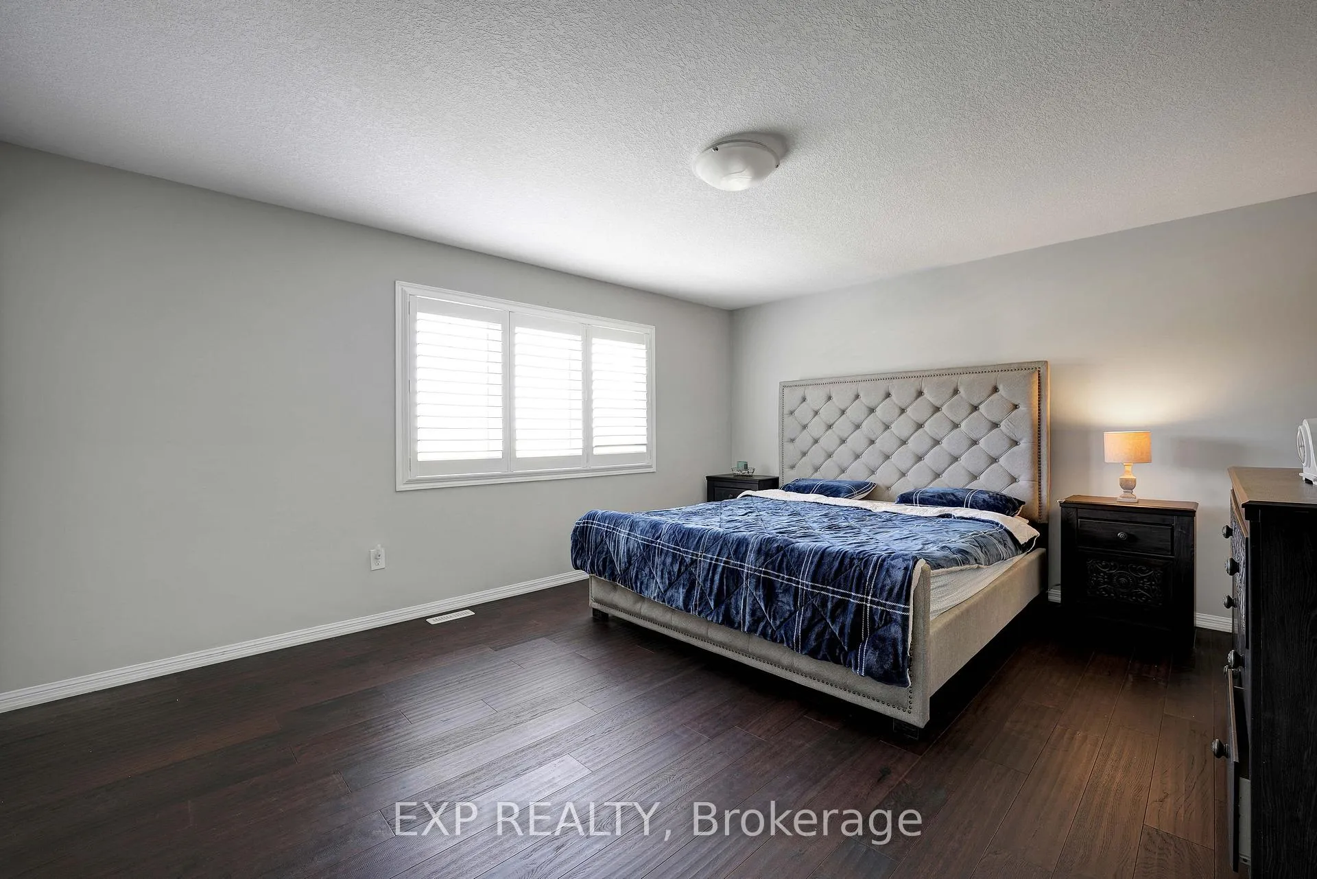Photo 16 of 27 Beattie Crescent, Cambridge — HOMEH