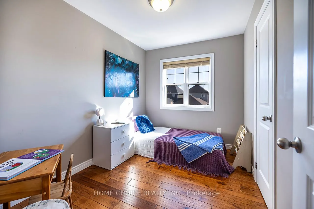 Photo 22 of 912 Broadway Boulevard, Peterborough, Northcrest Ward 5 — HOMEH