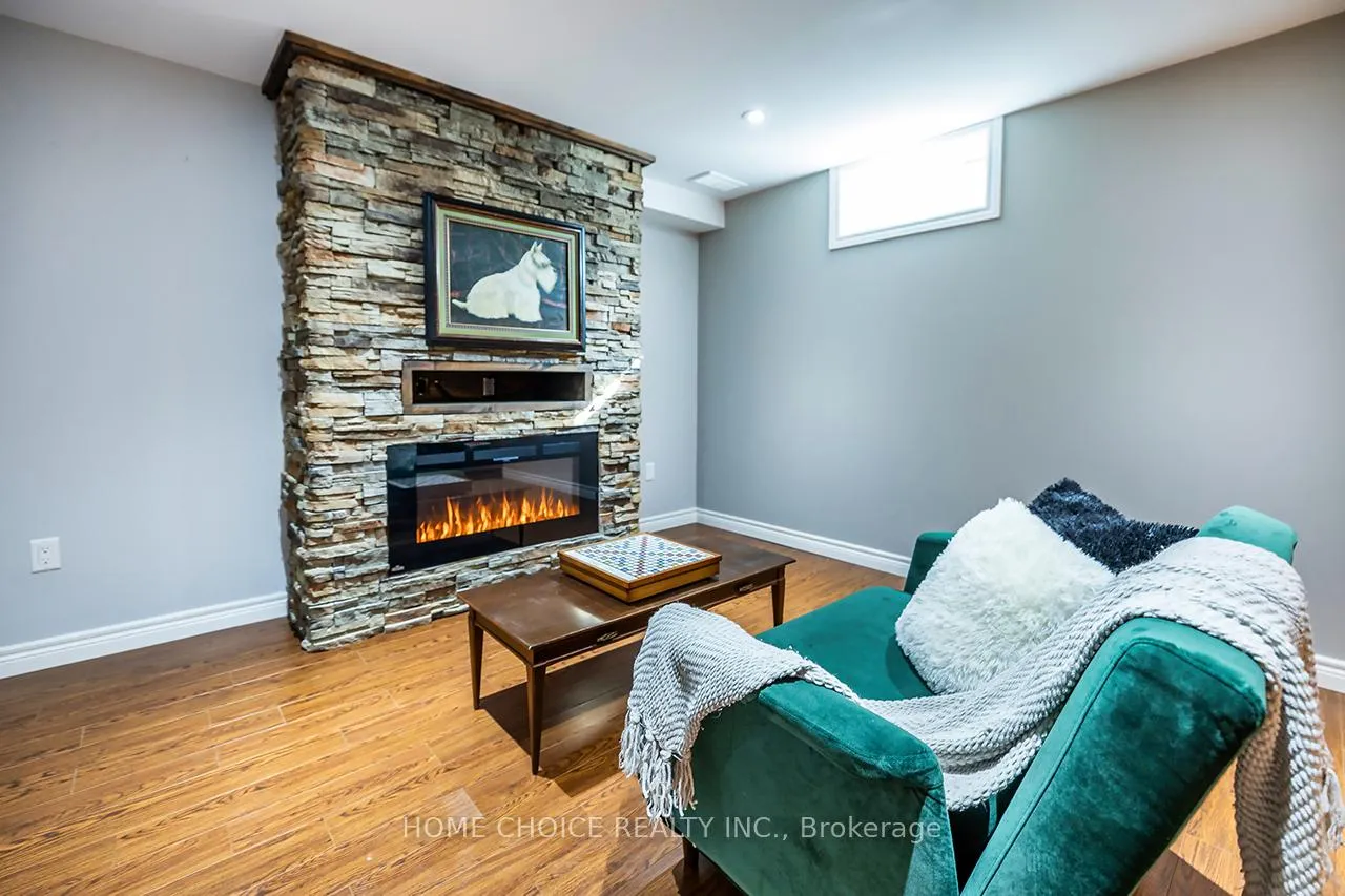 Photo 28 of 912 Broadway Boulevard, Peterborough, Northcrest Ward 5 — HOMEH