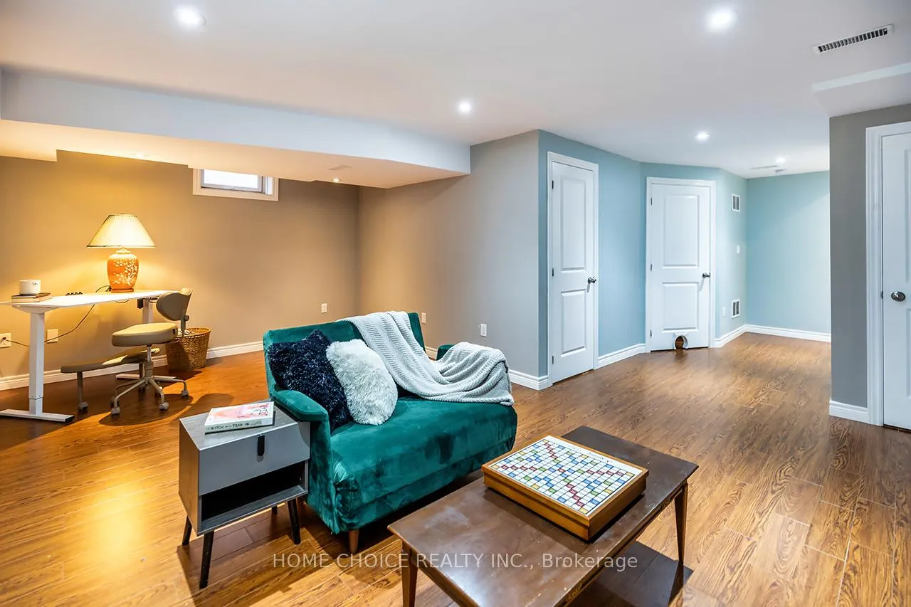 Photo 33 of 912 Broadway Boulevard, Peterborough, Northcrest Ward 5 — HOMEH