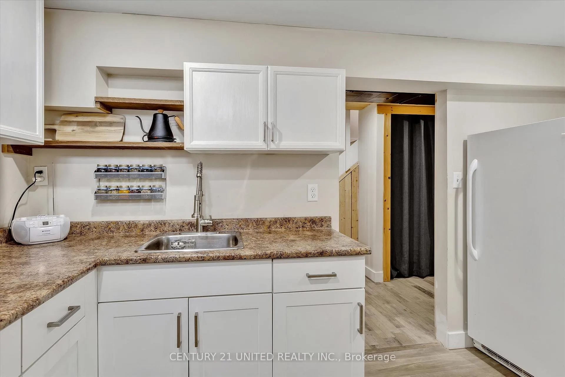 Photo 22 of 472 Burnham Manor Court, Cobourg — HOMEH