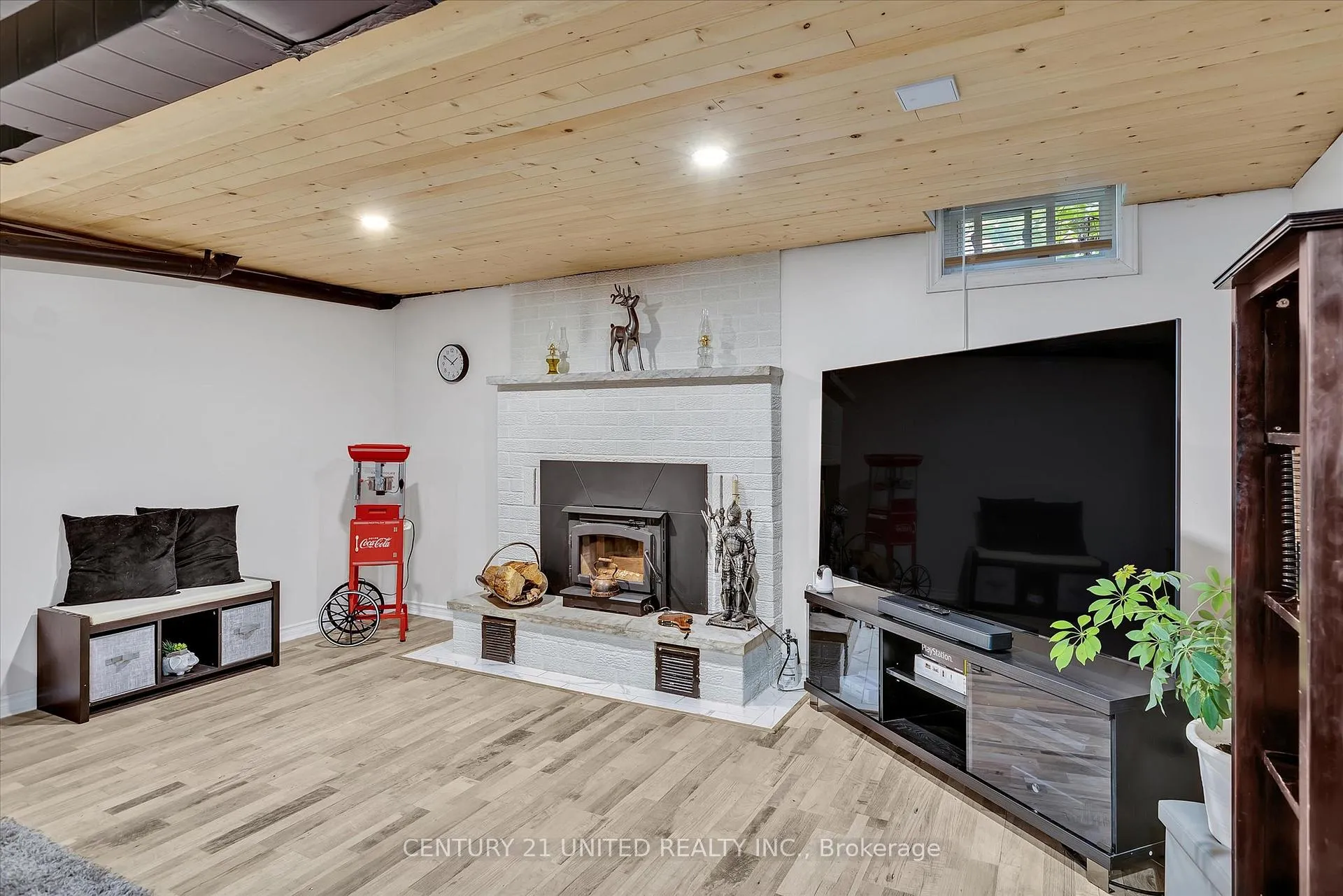 Photo 24 of 472 Burnham Manor Court, Cobourg — HOMEH