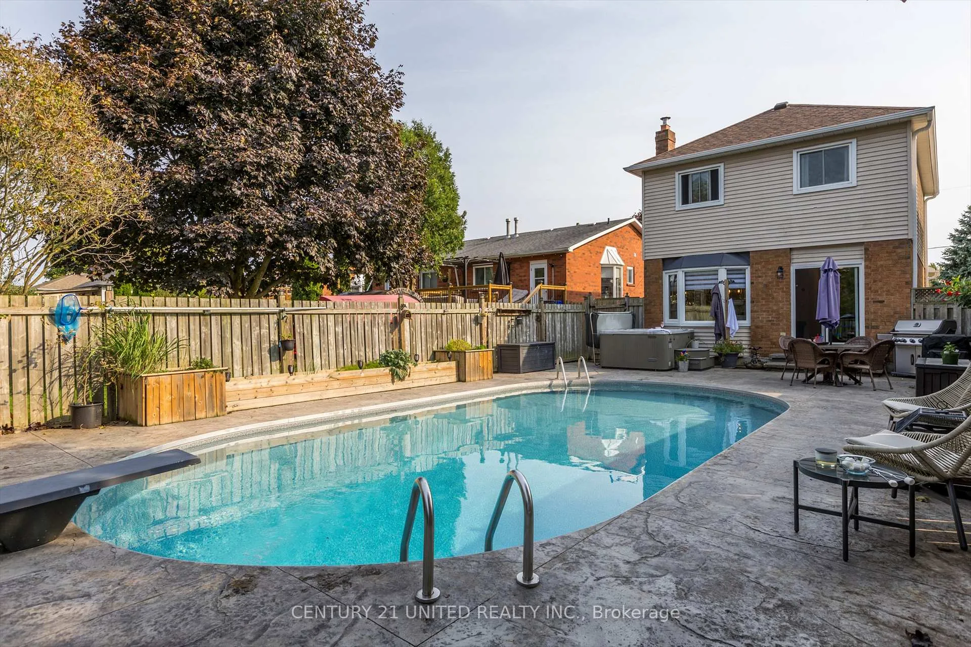 Photo 29 of 472 Burnham Manor Court, Cobourg — HOMEH