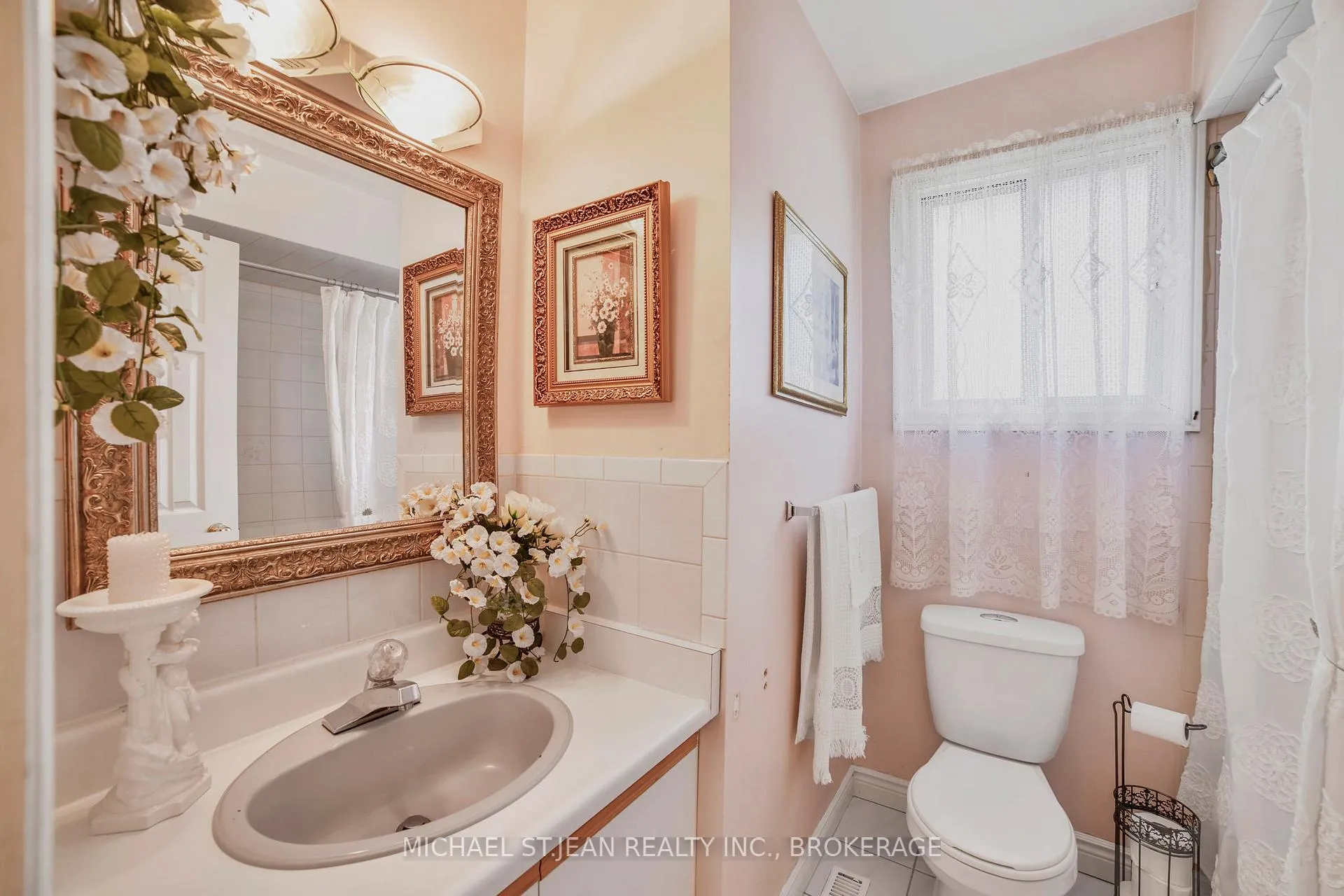 Photo 21 of 576 Stone Church Road E, Hamilton, Butler — HOMEH