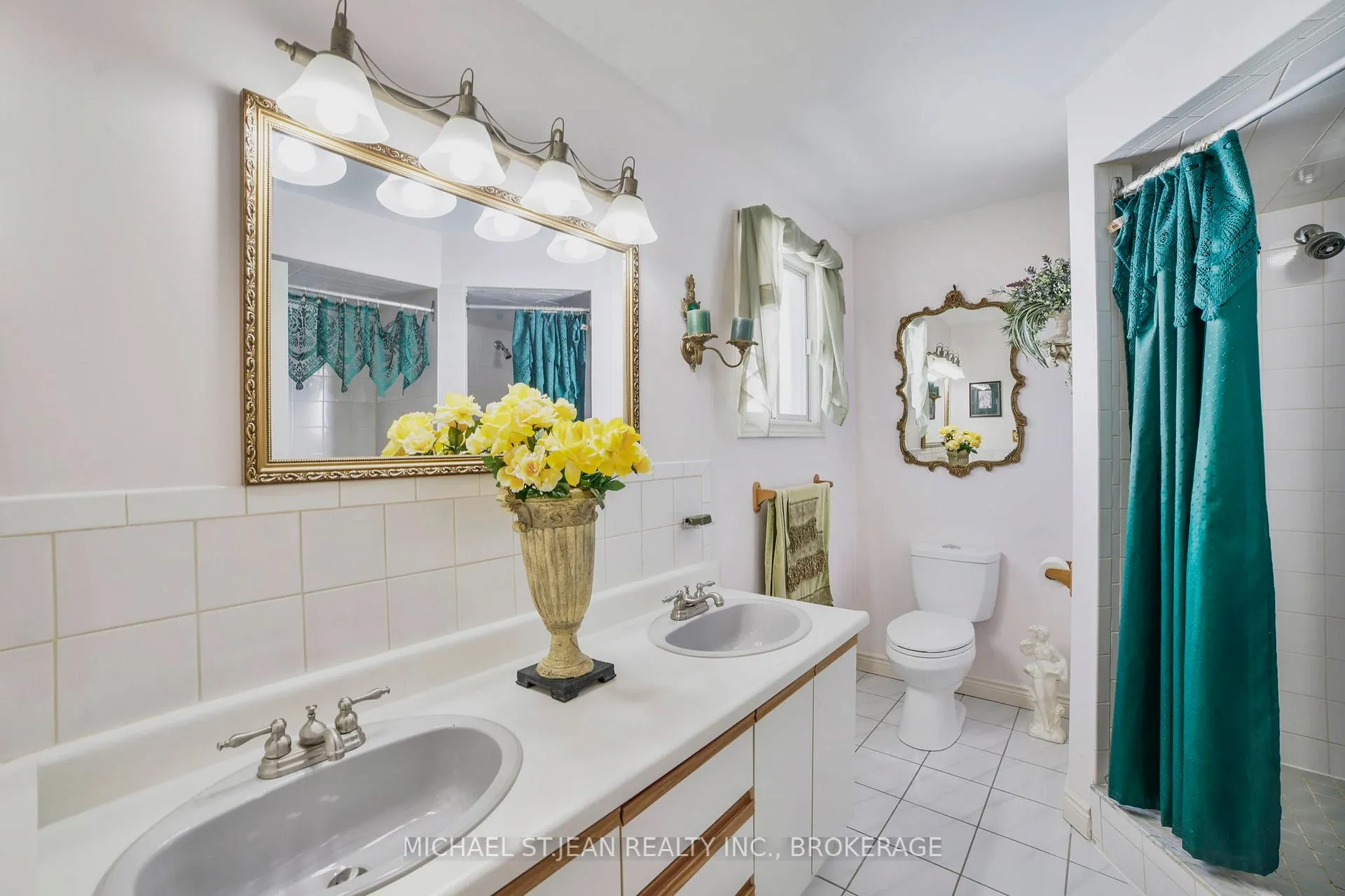 Photo 22 of 576 Stone Church Road E, Hamilton, Butler — HOMEH
