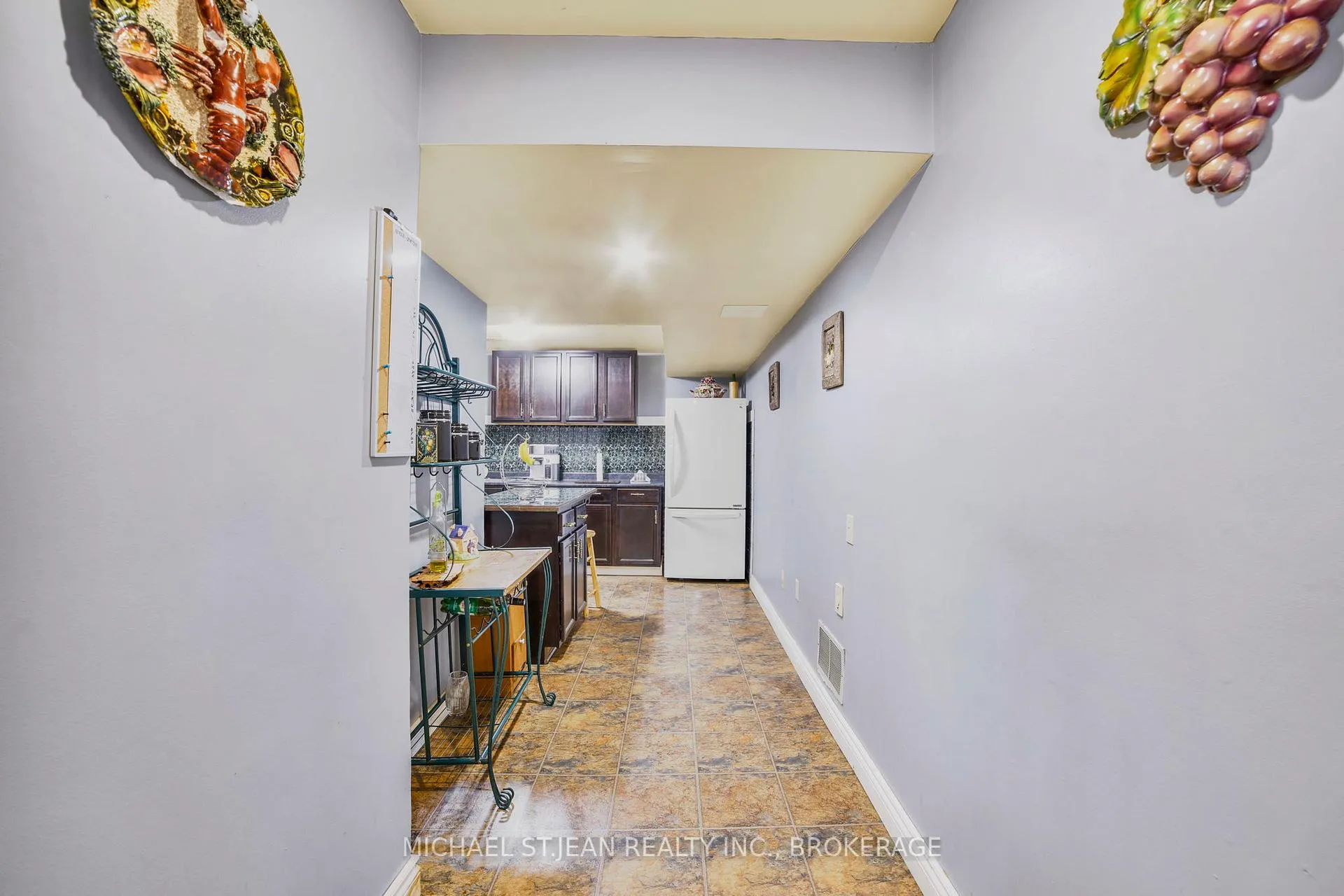 Photo 27 of 576 Stone Church Road E, Hamilton, Butler — HOMEH
